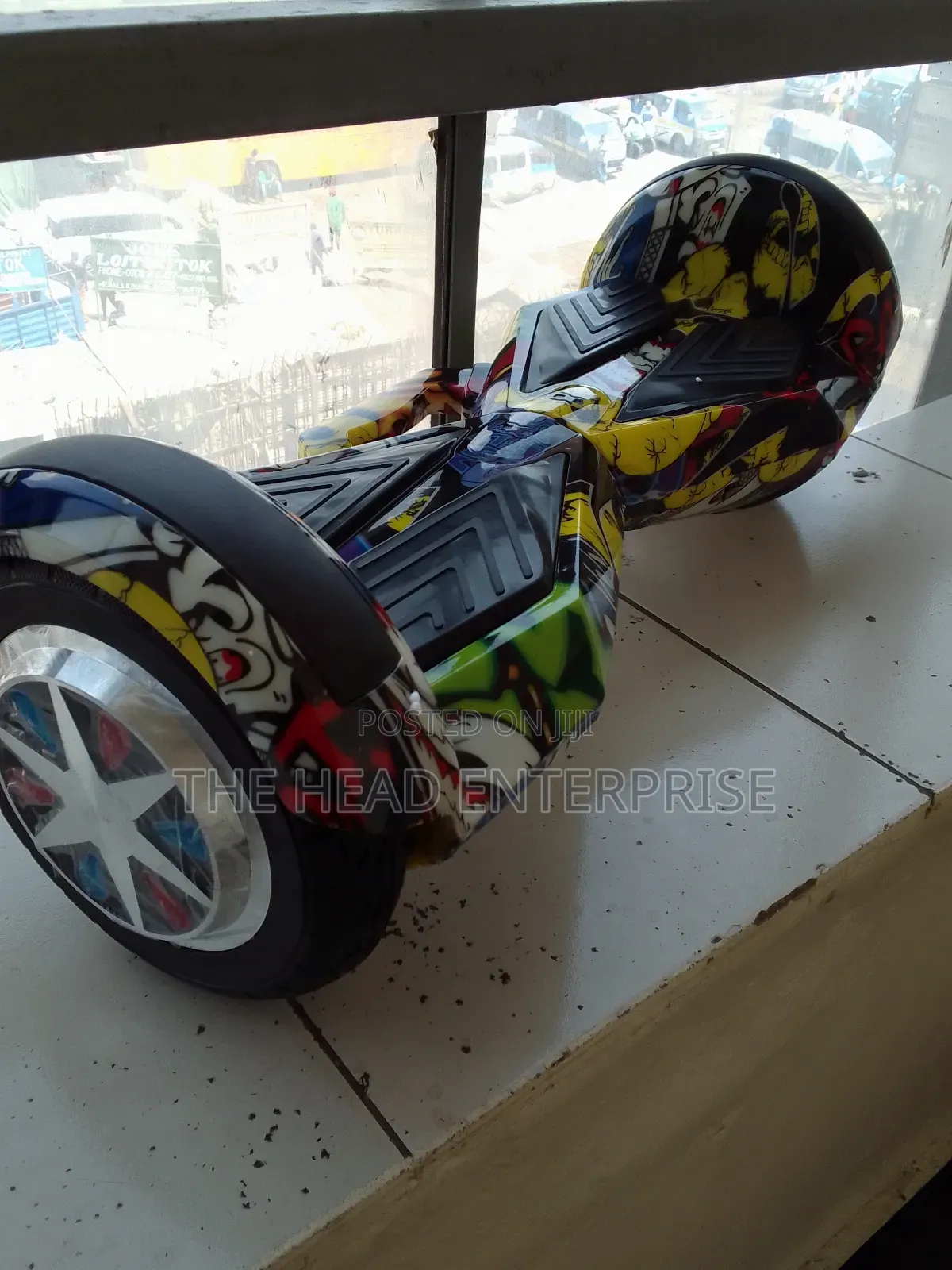 High Powered 8.5 Inch Hoverboard Upto 100kg Weight Load