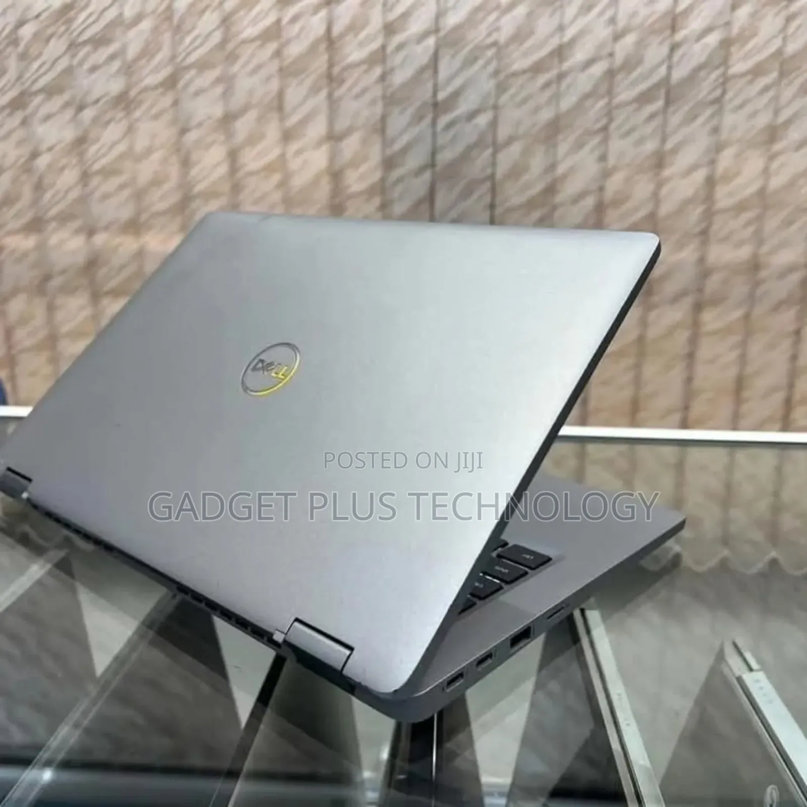 Laptop Dell Latitude 5320 16GB Intel Core I7 SSD 512GB