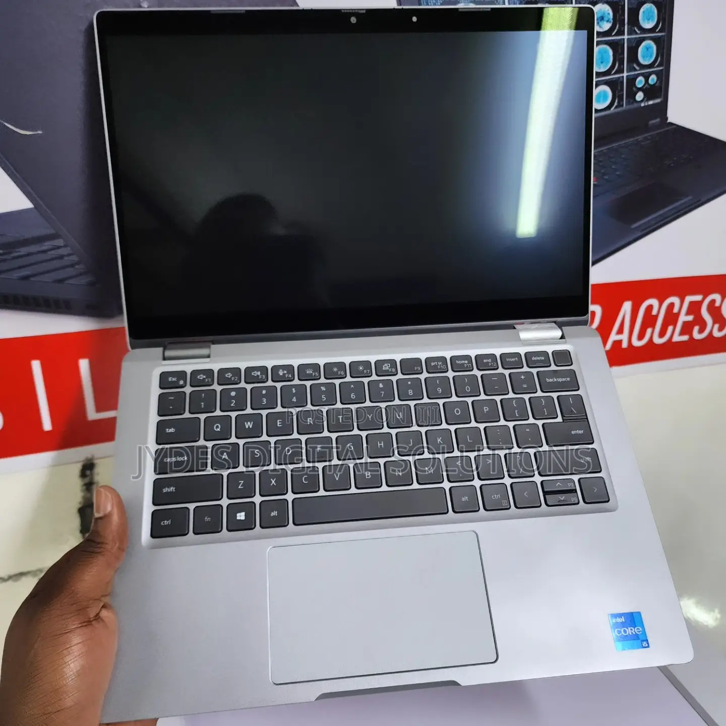 Laptop Dell Latitude 5320 16GB Intel Core I7 SSD 512GB