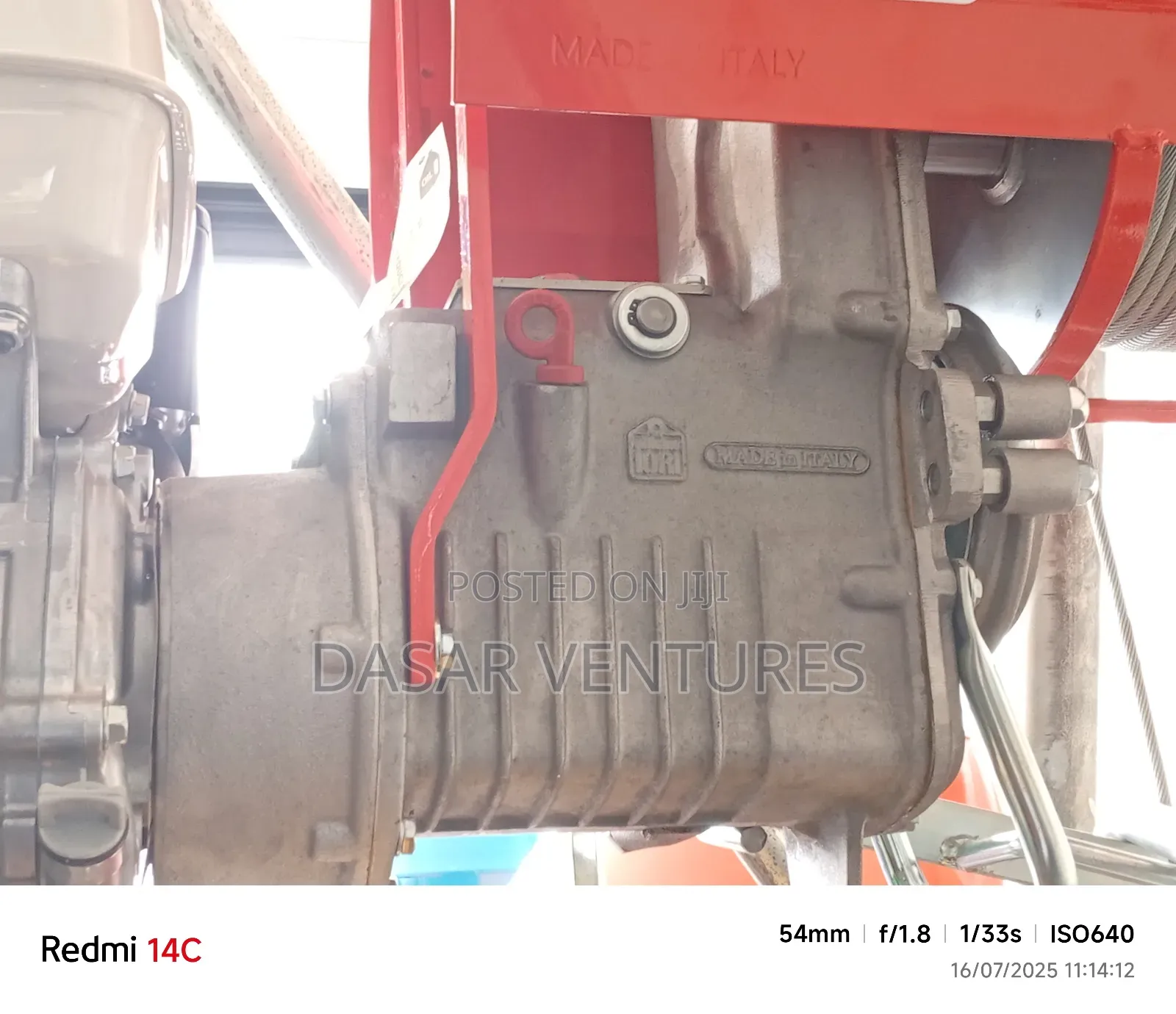 Iroi Concrete Hoist 1tonne - Italian
