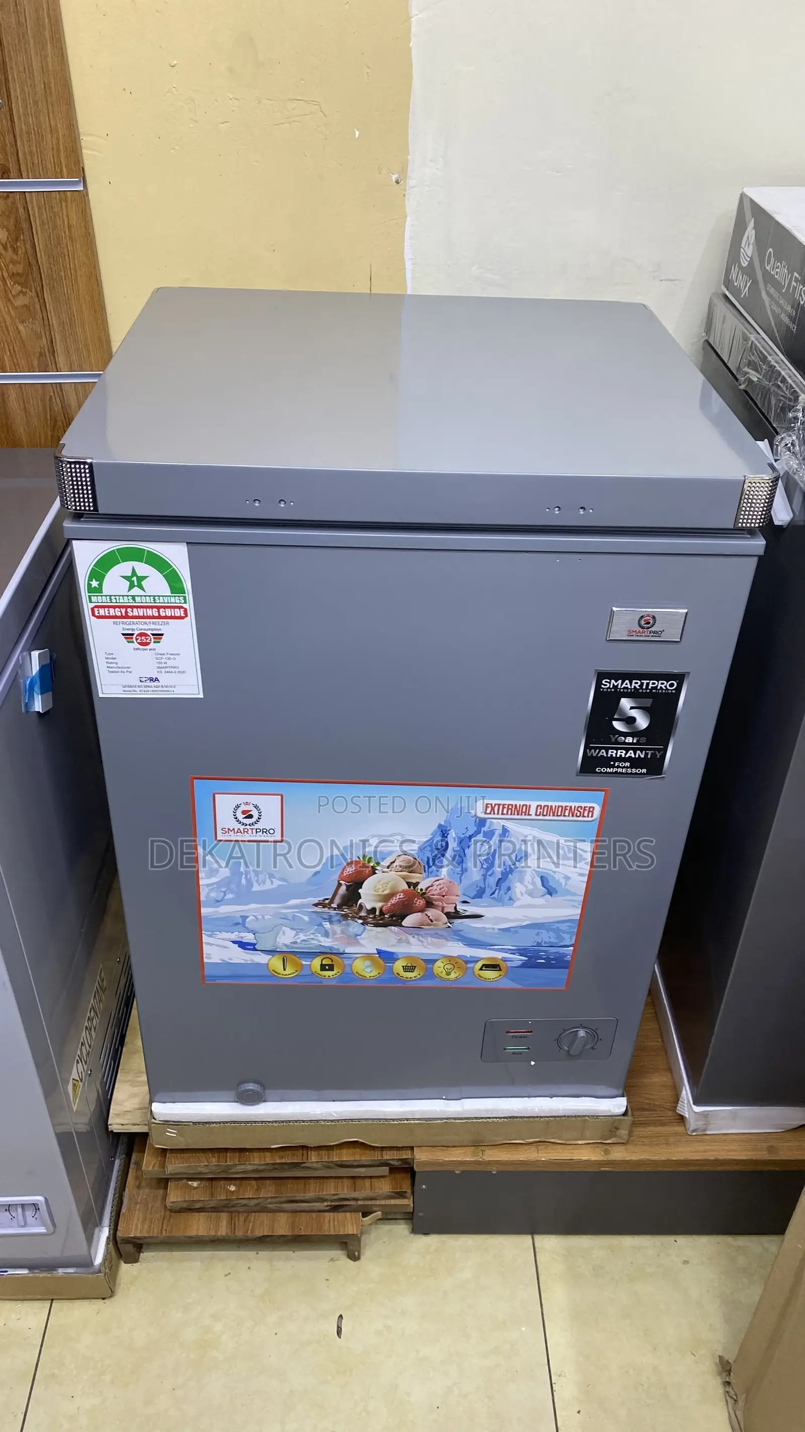 Smart Pro Chest Freezer 95l SCF-130-G