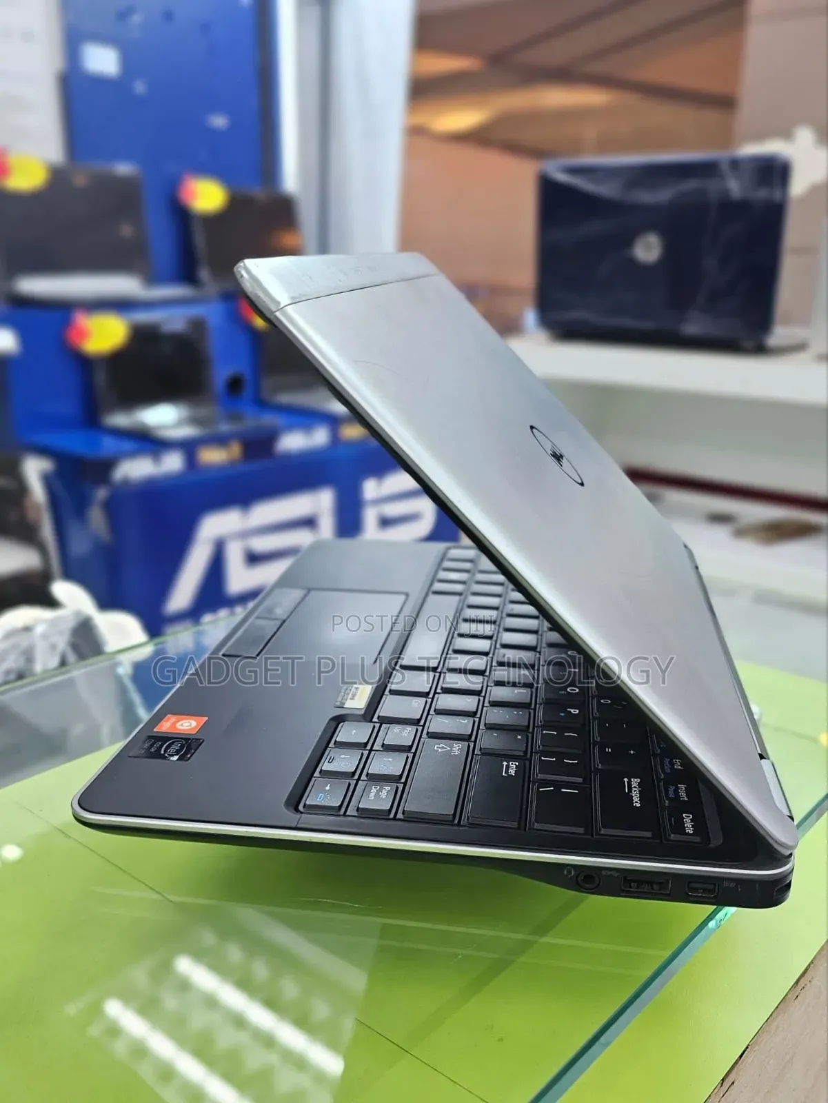 Laptop Dell Latitude E7240 8GB Intel Core I7 SSD 256GB