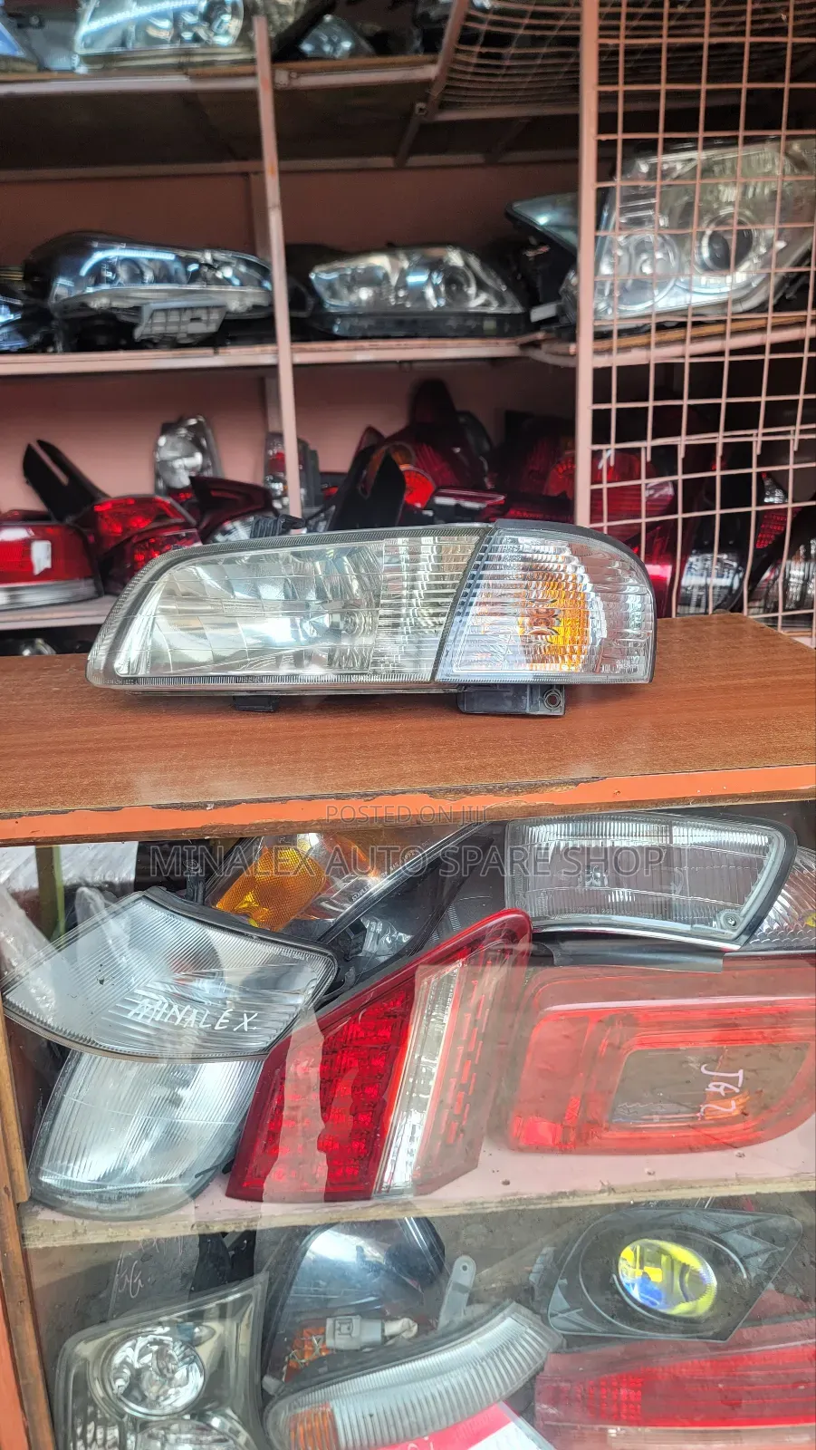Nissan B15 Headlight Complete With Conerlight