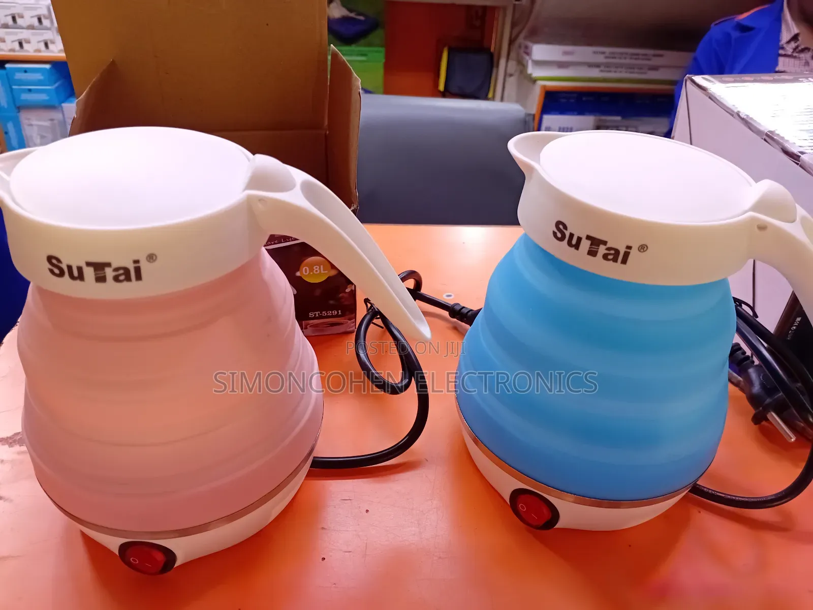 Foldable Electric Kettle With Silicone Body