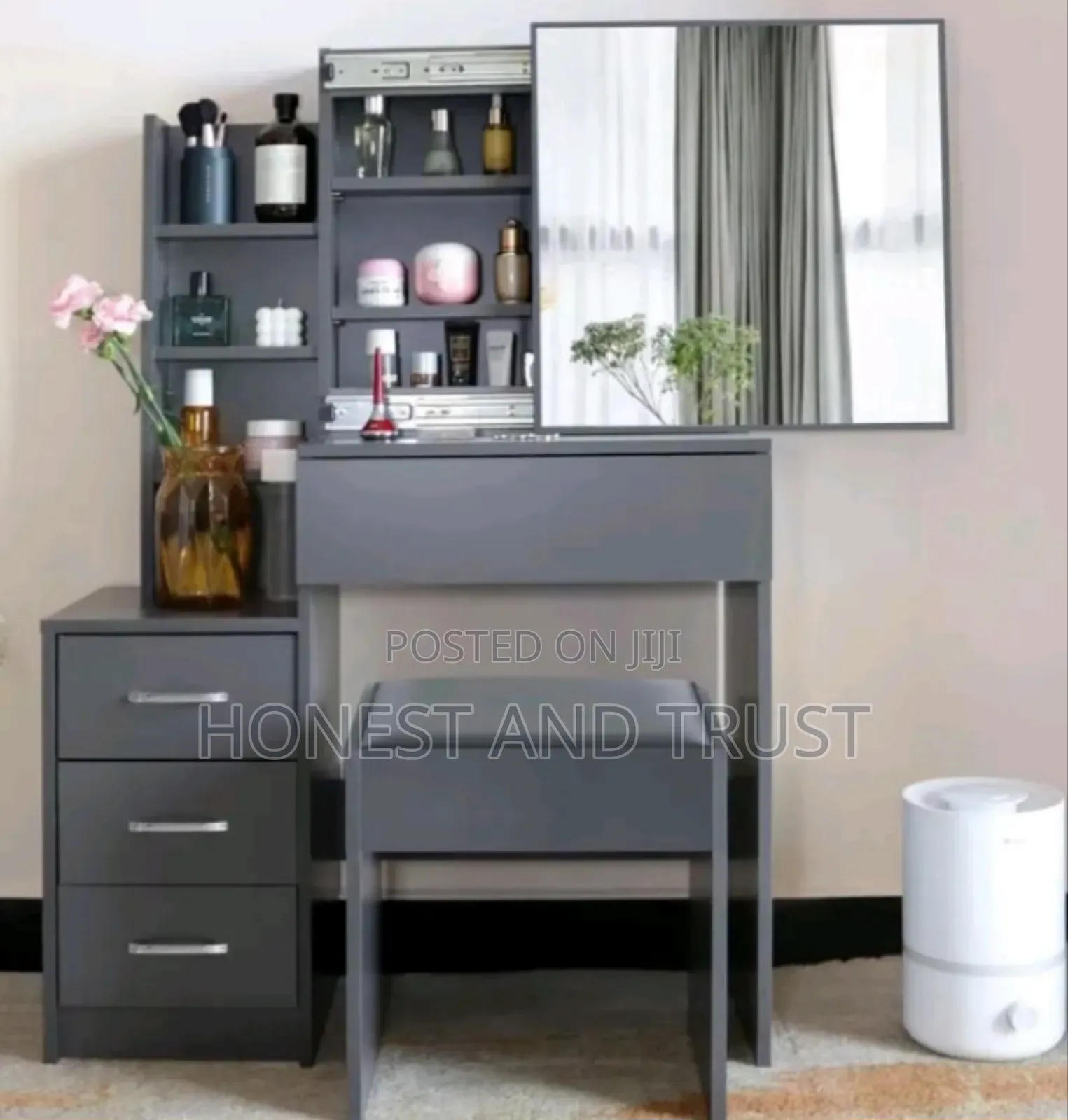 Dressing Table With Sliding Mirror