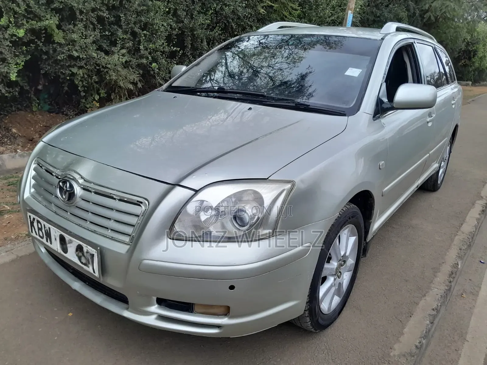 Toyota Avensis 2.4 VVT-i Executive 2006 Silver