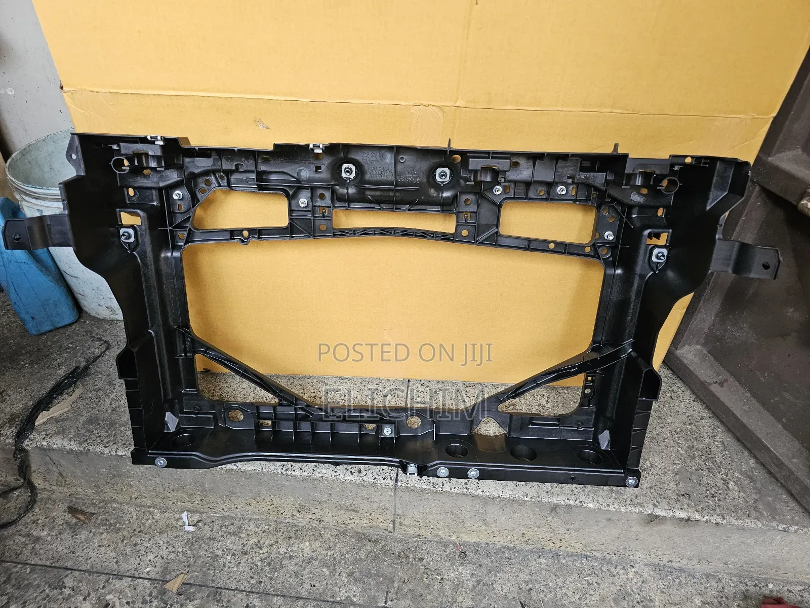 Mazda Demio New Model Radiator Hosing/Panel