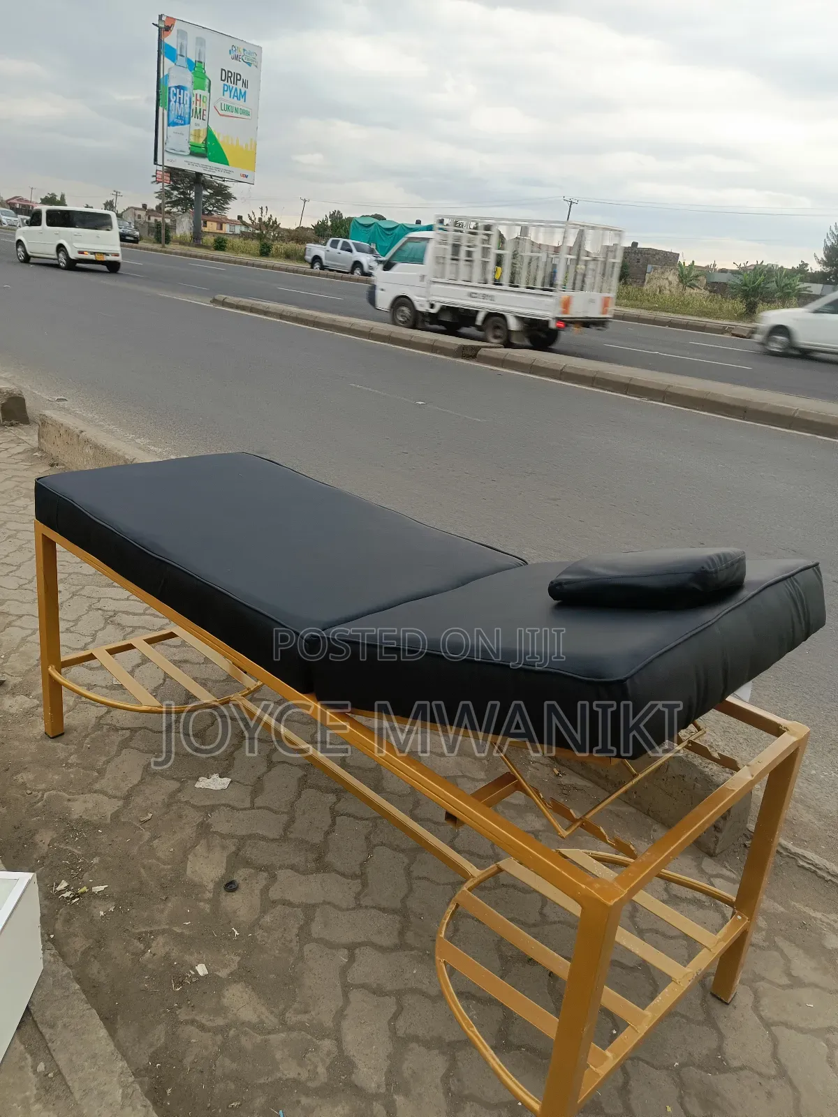 Massage Bed, Black And Gold