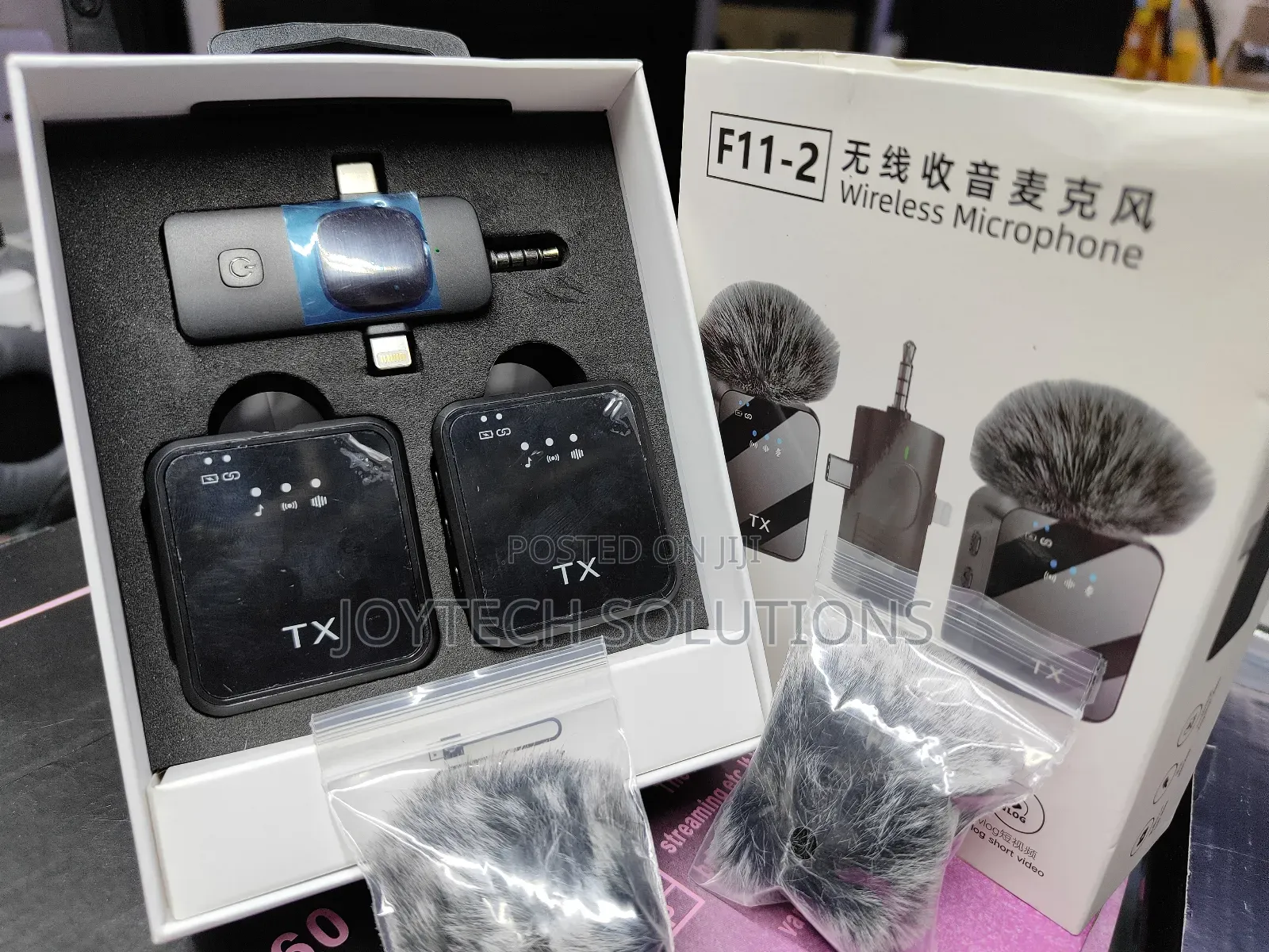 F11-2 Wireless Microphone