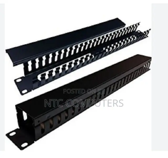 Giganet 2u Cable Manager Closed