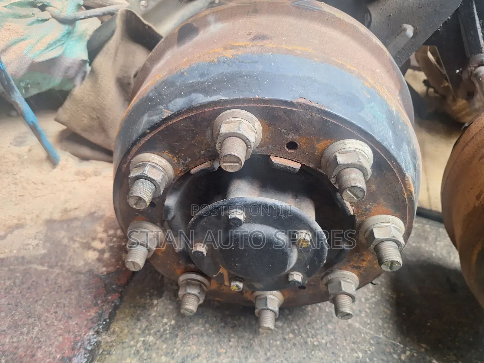 Mitsubishi Fuso Fi Front Beam/Axle