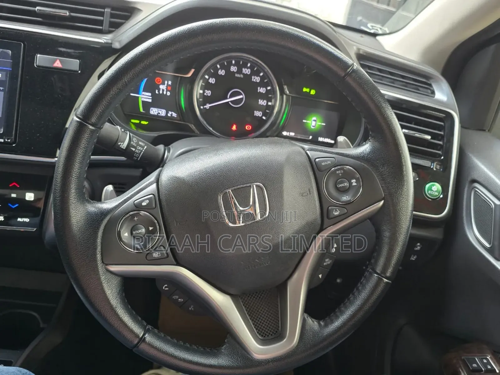 Honda Grace 2018 Blue