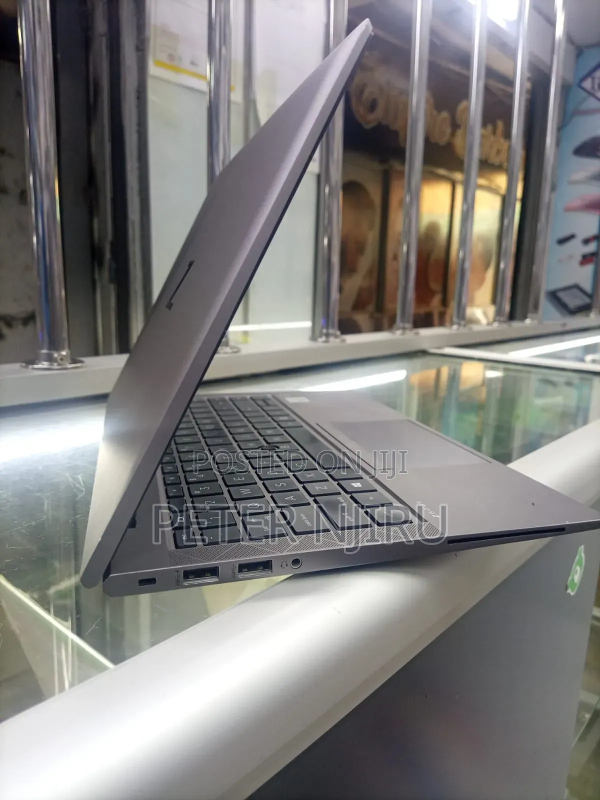 Laptop HP ZBook Firefly 14 G7 16GB Intel Core I7 SSD 256GB