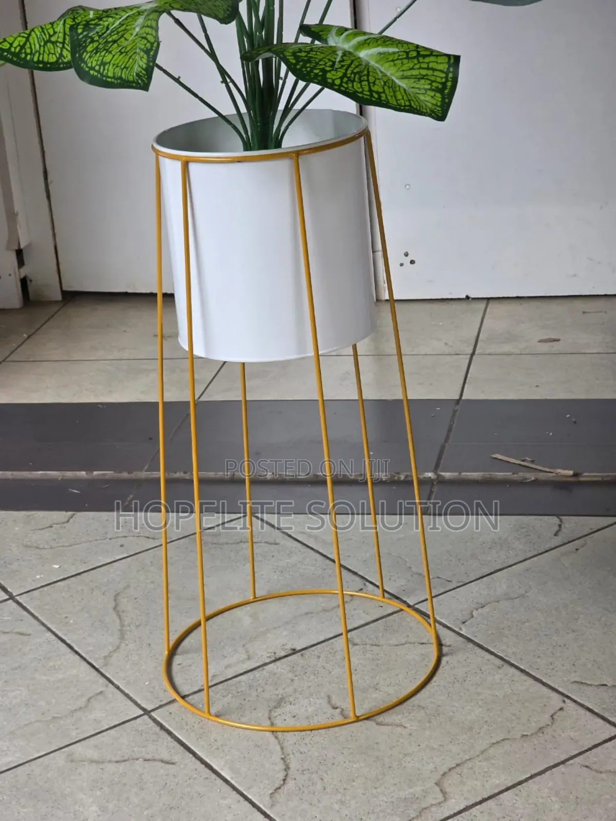Metal Iron Flower Pot