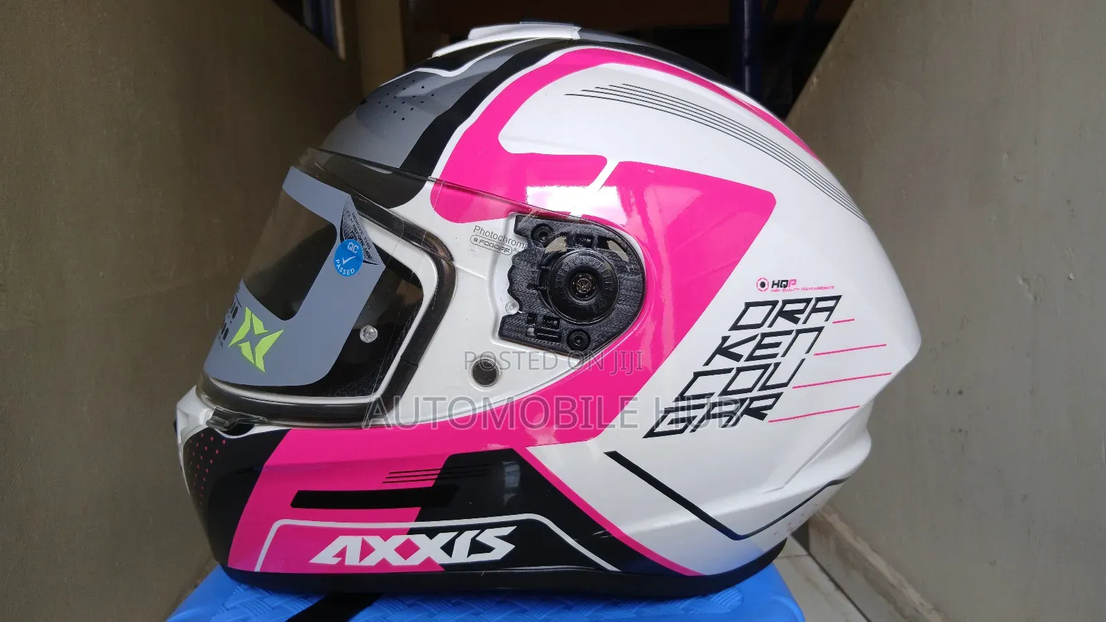 Ladies Helmet- Dot Helmets
