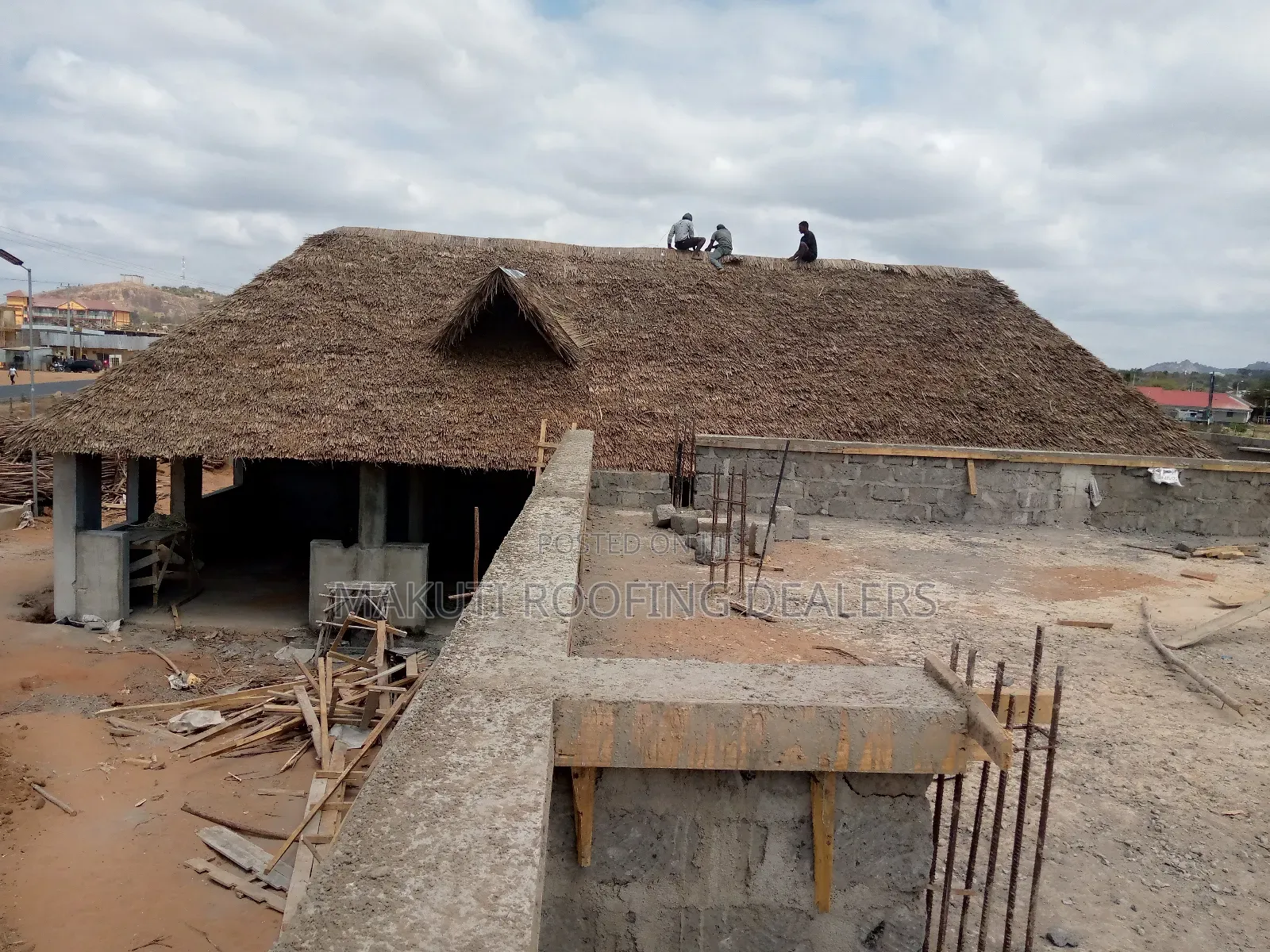 Makuti Roofing Installation and Wood Work