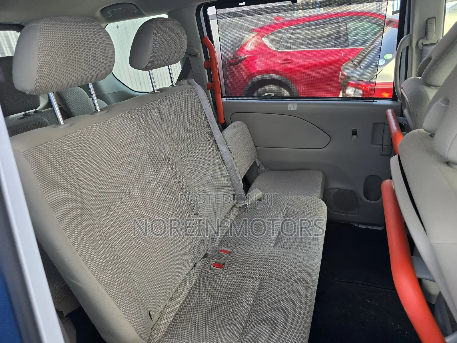 Nissan Serena 2018 White
