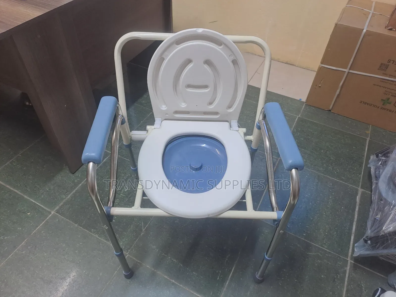 Homecare Commode Wide
