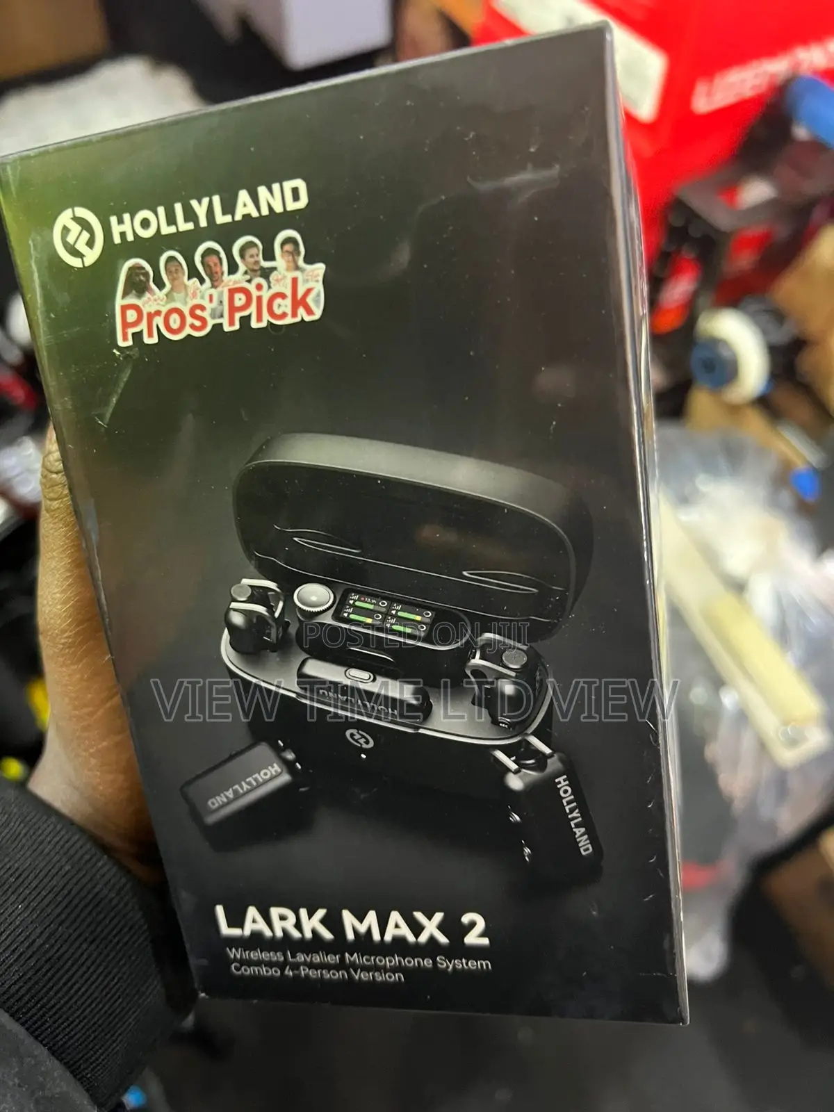 Hollyland Lark Max 2 Combo 4-Person Wireless Microphone