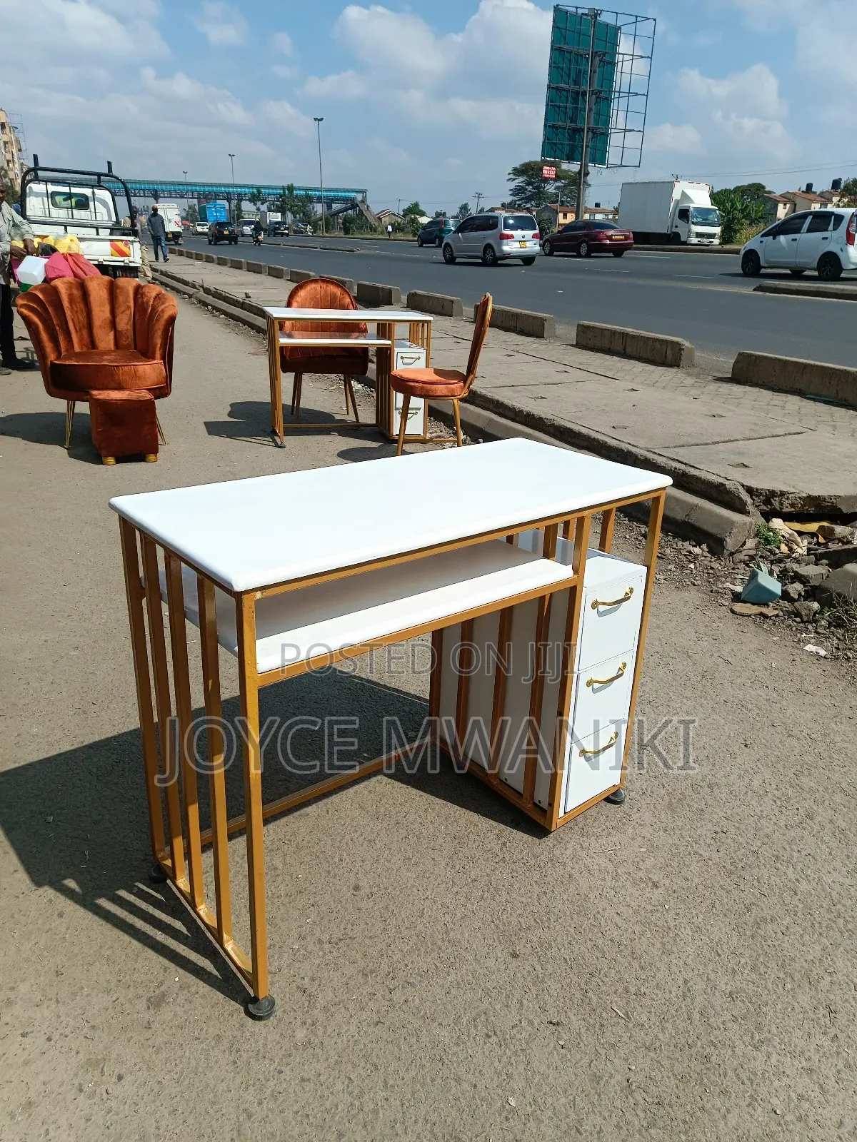 Nail Table With Marble Tops and 3 Drawers 