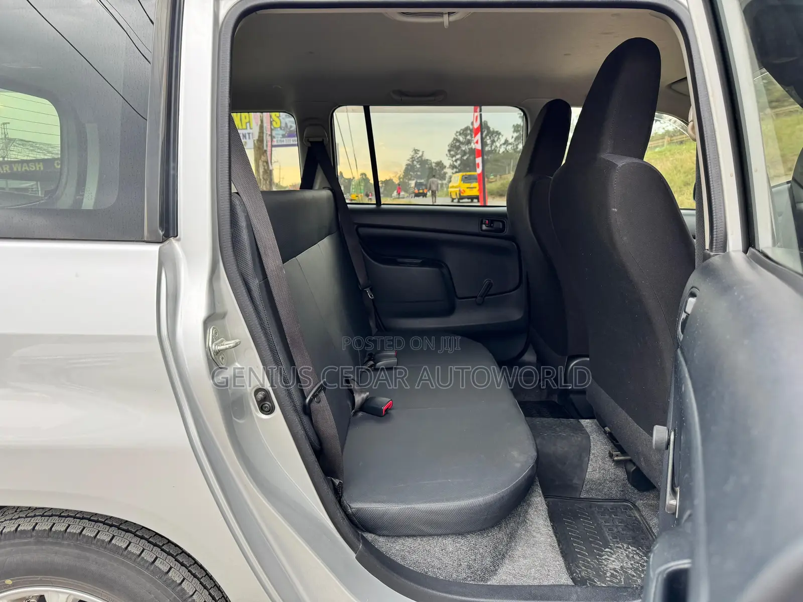 Toyota Probox 2018 Silver