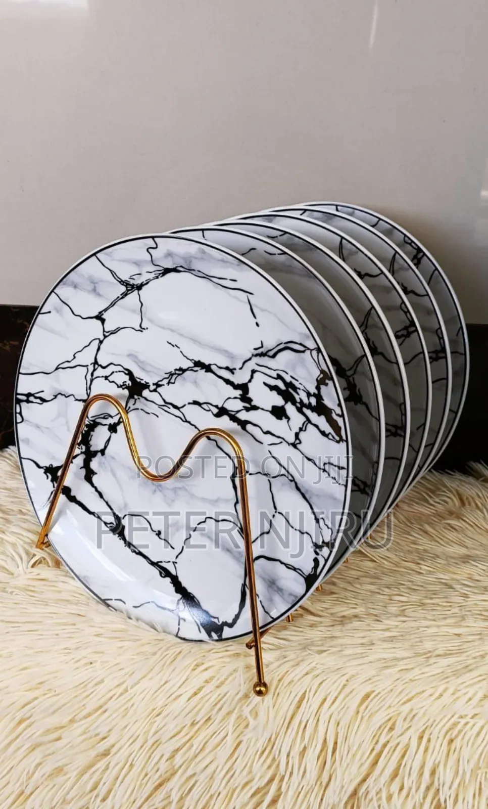 6 PCS Ceramic Plates at 1750