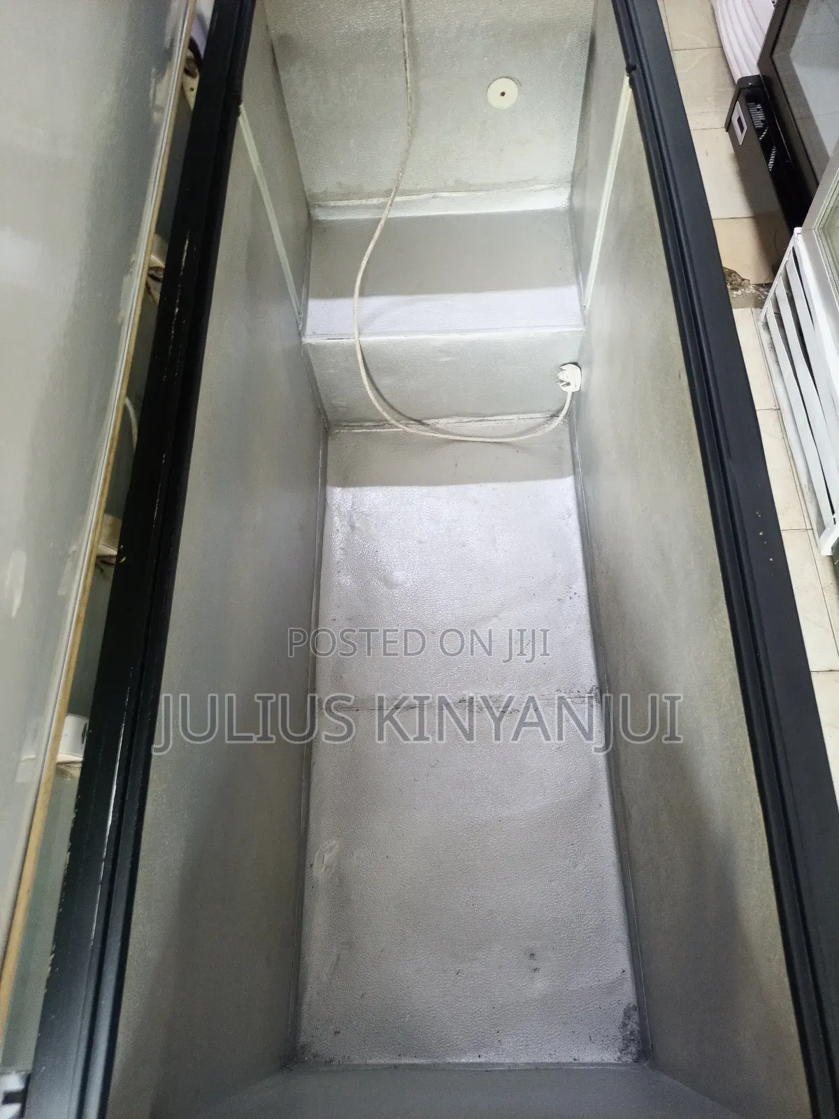 51/2 Feet Long Deep Freezer