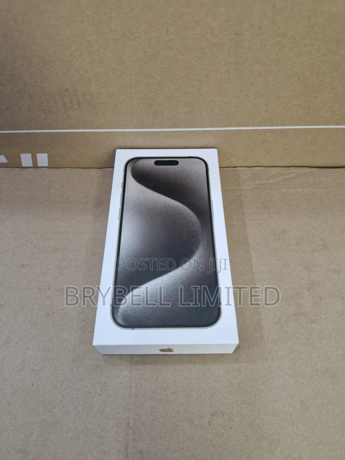 New Apple iPhone 15 Pro Max 256 GB Black