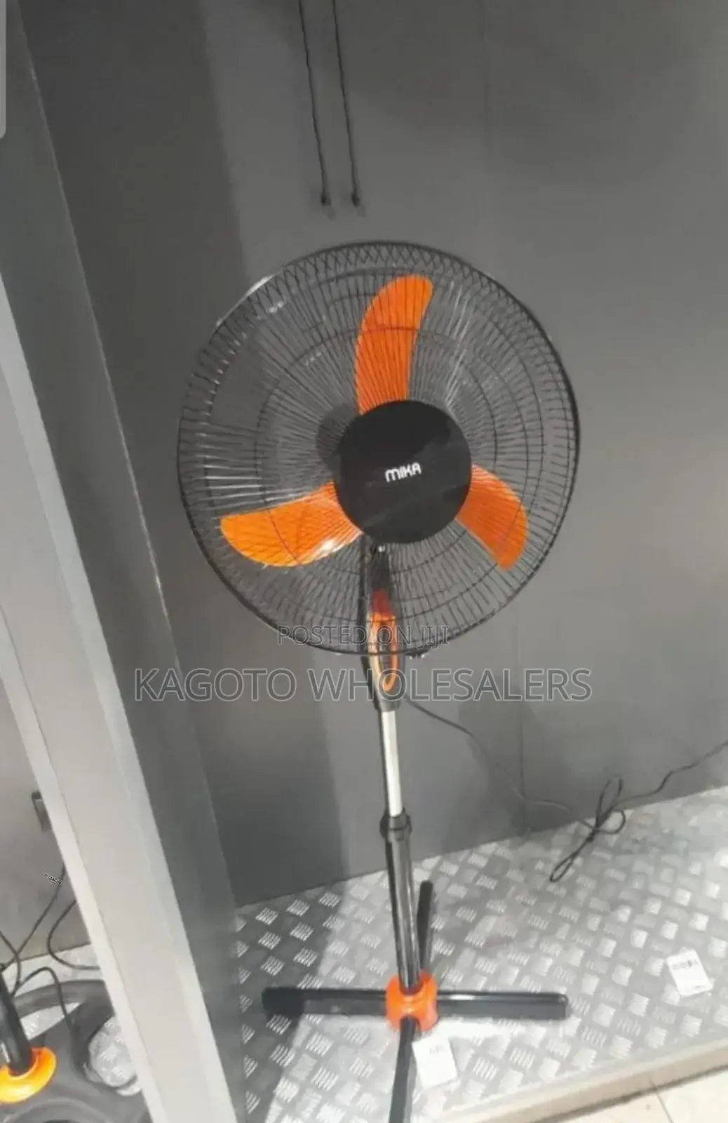 Mika 16" Orange Black Standing Fan Mb-F/5