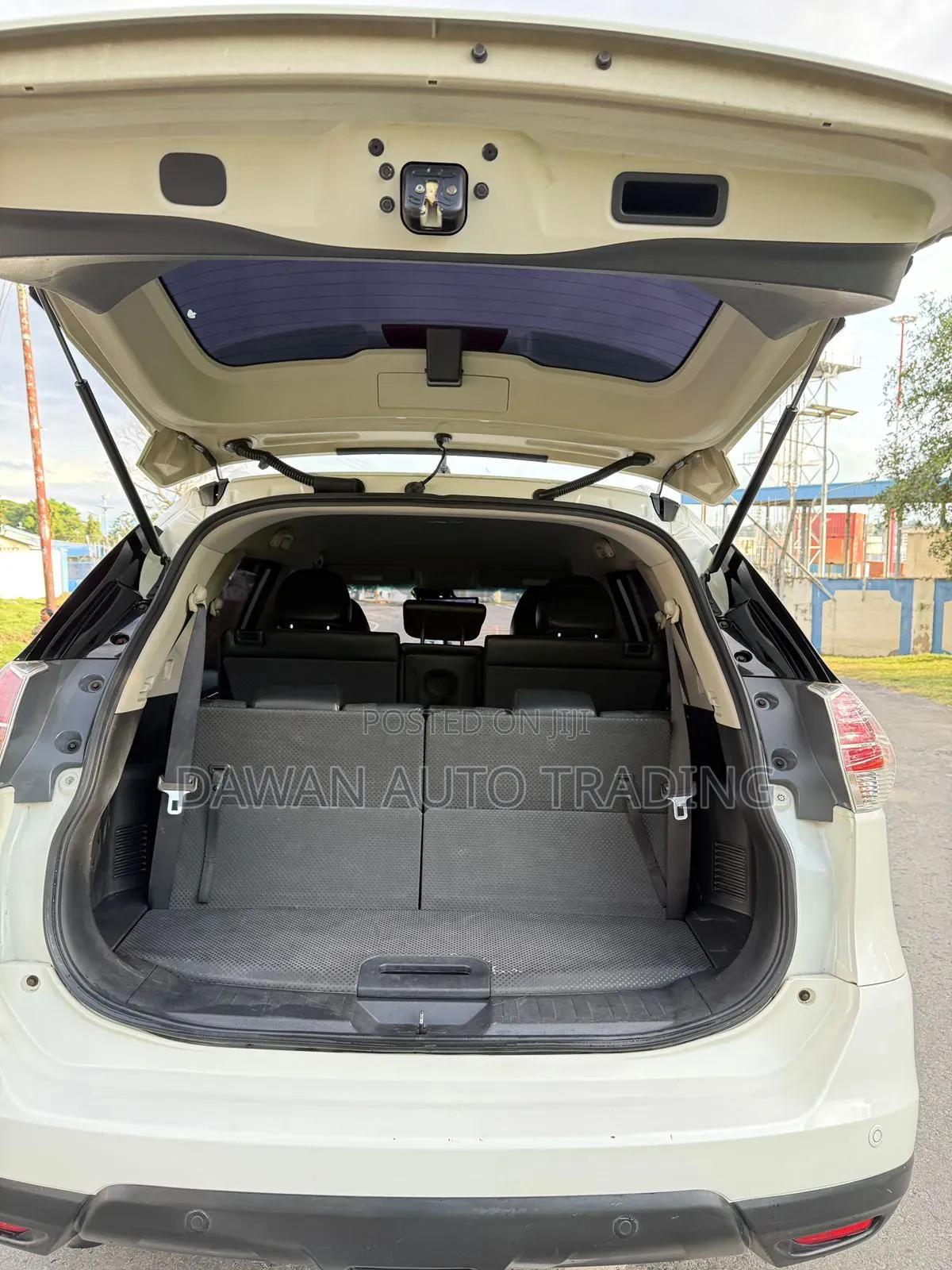 Nissan X-Trail 2015 White