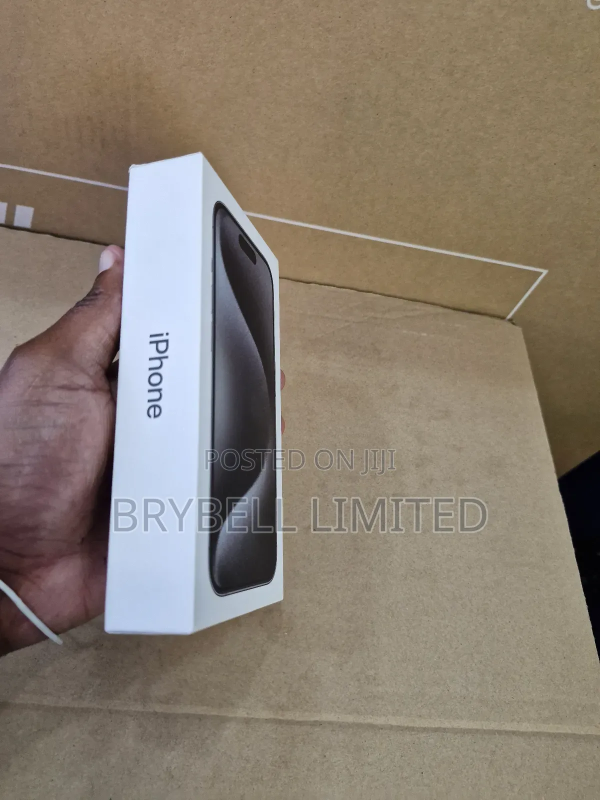 New Apple iPhone 15 Pro 256 GB Black