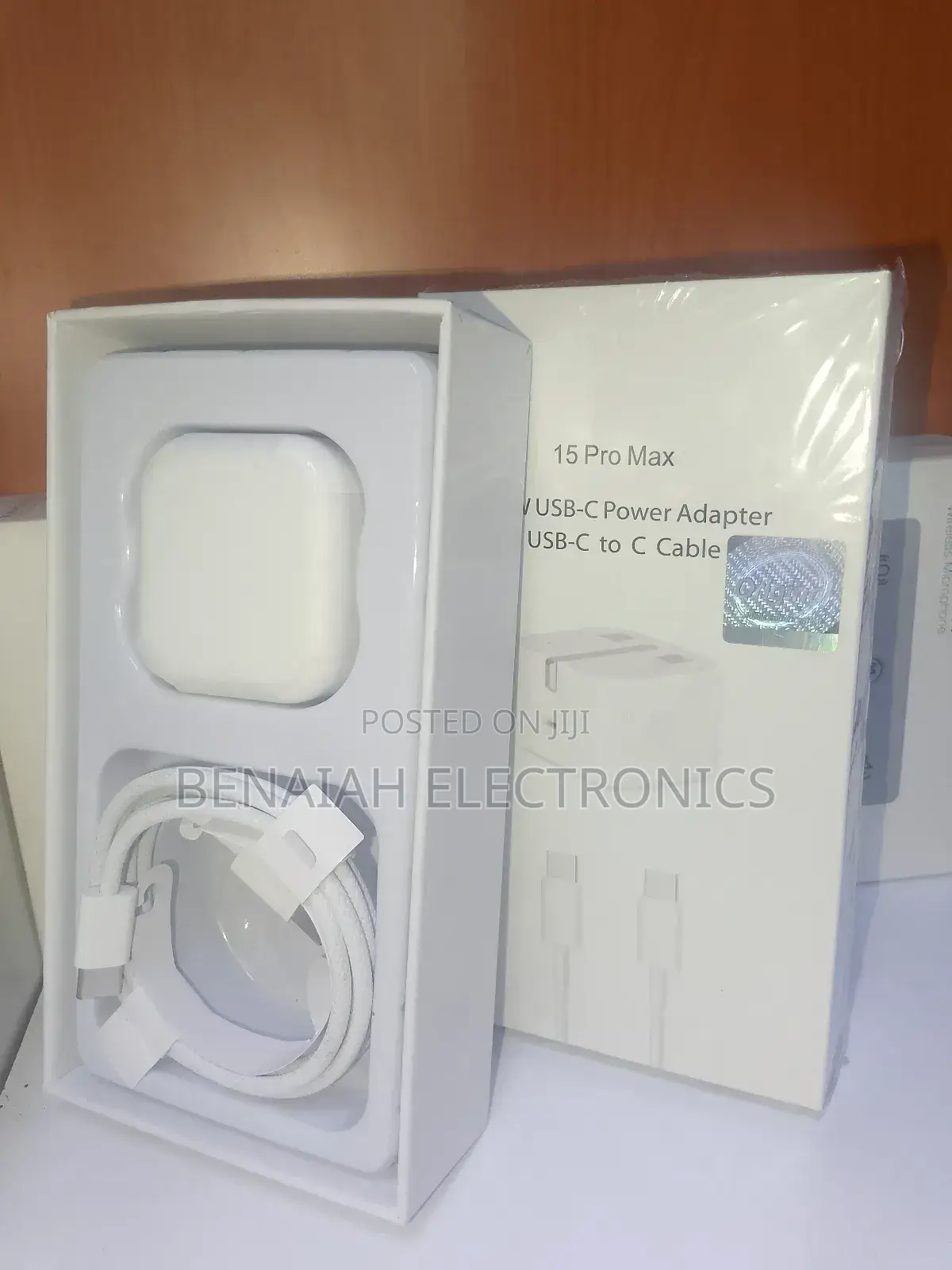 15 Pro Max Charger With Original Fast Charging Cable