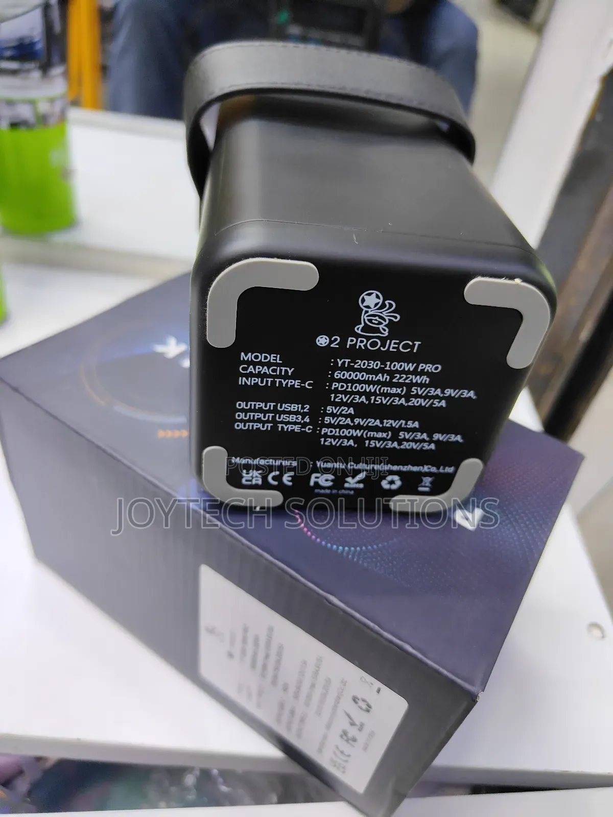 Yt 2030 Pro Yolobox Backup Battery ( 100 Watt 60,000mah )