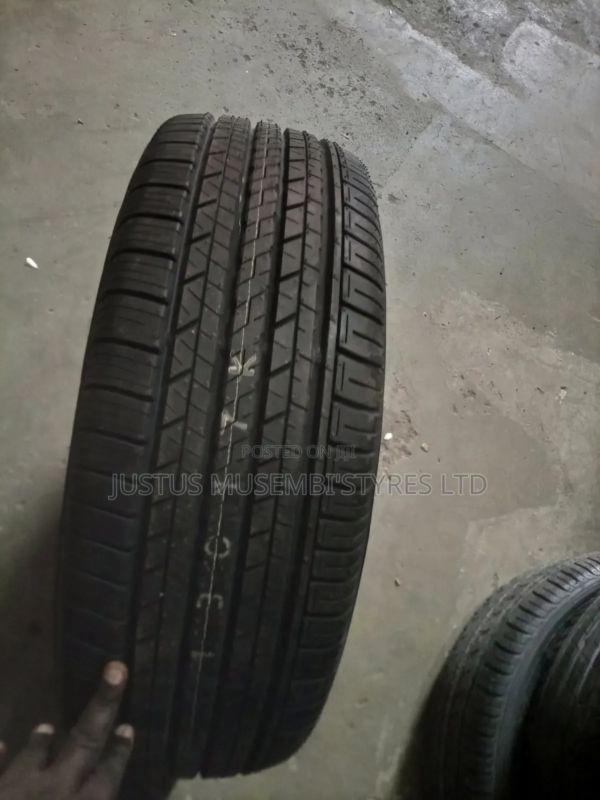 235/55r19 Dunlop Tyres