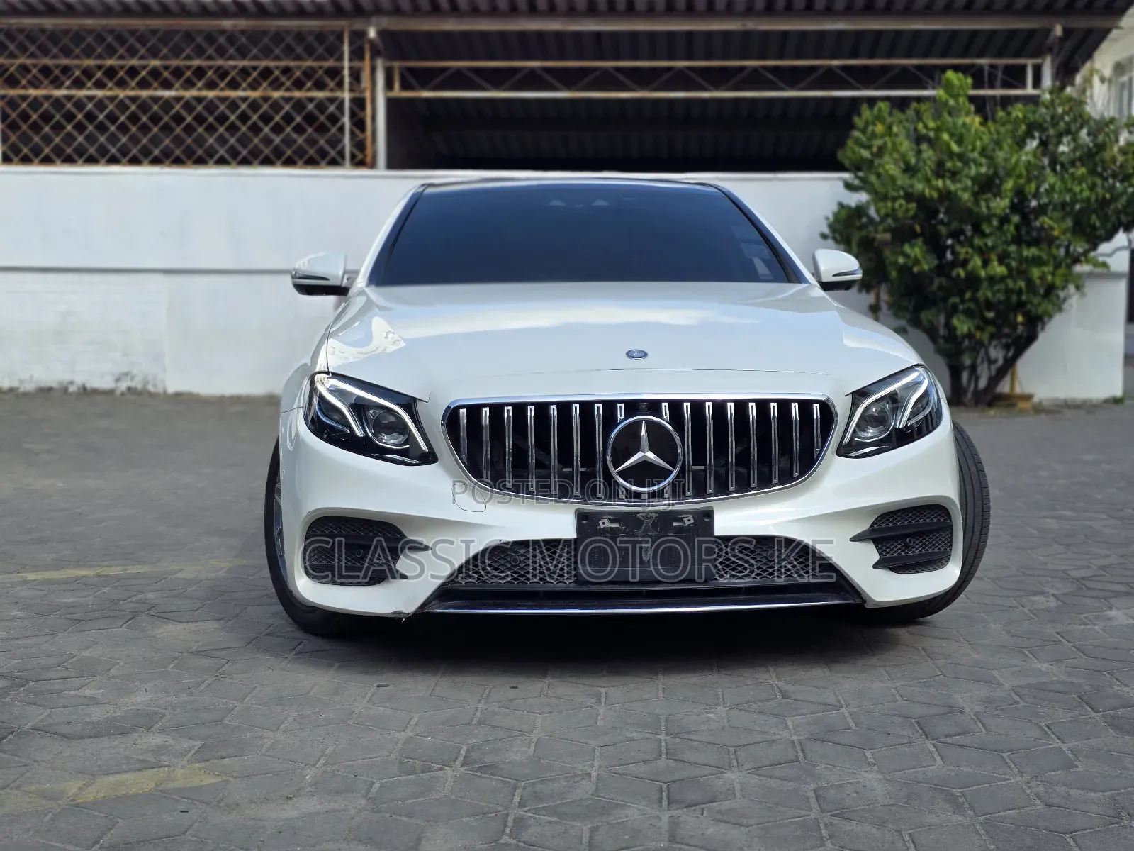 Mercedes-Benz E43 AMG 3.0 AWD 2017 White
