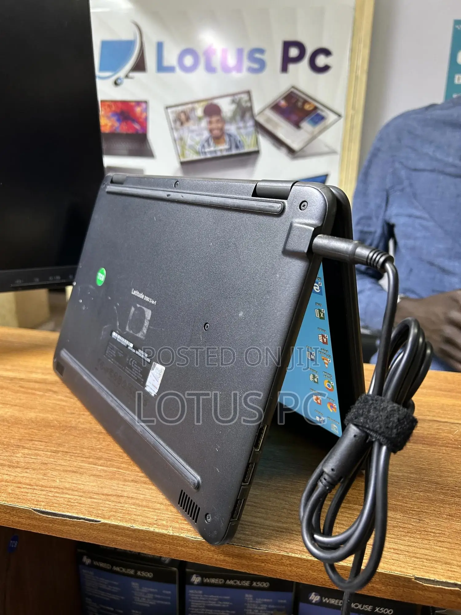 Laptop Dell Latitude 3189 4GB Intel Celeron SSD 128GB