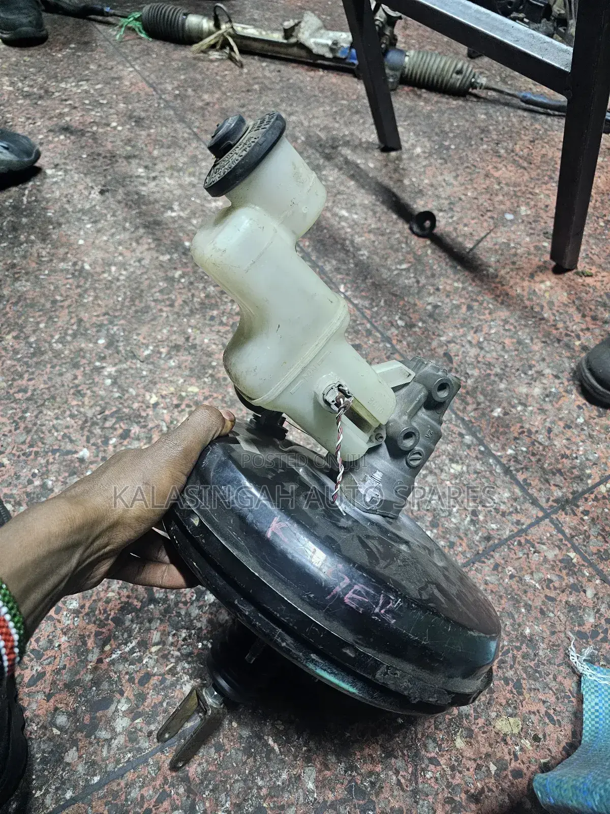 Brake Booster And Master Cylinder For Kluger