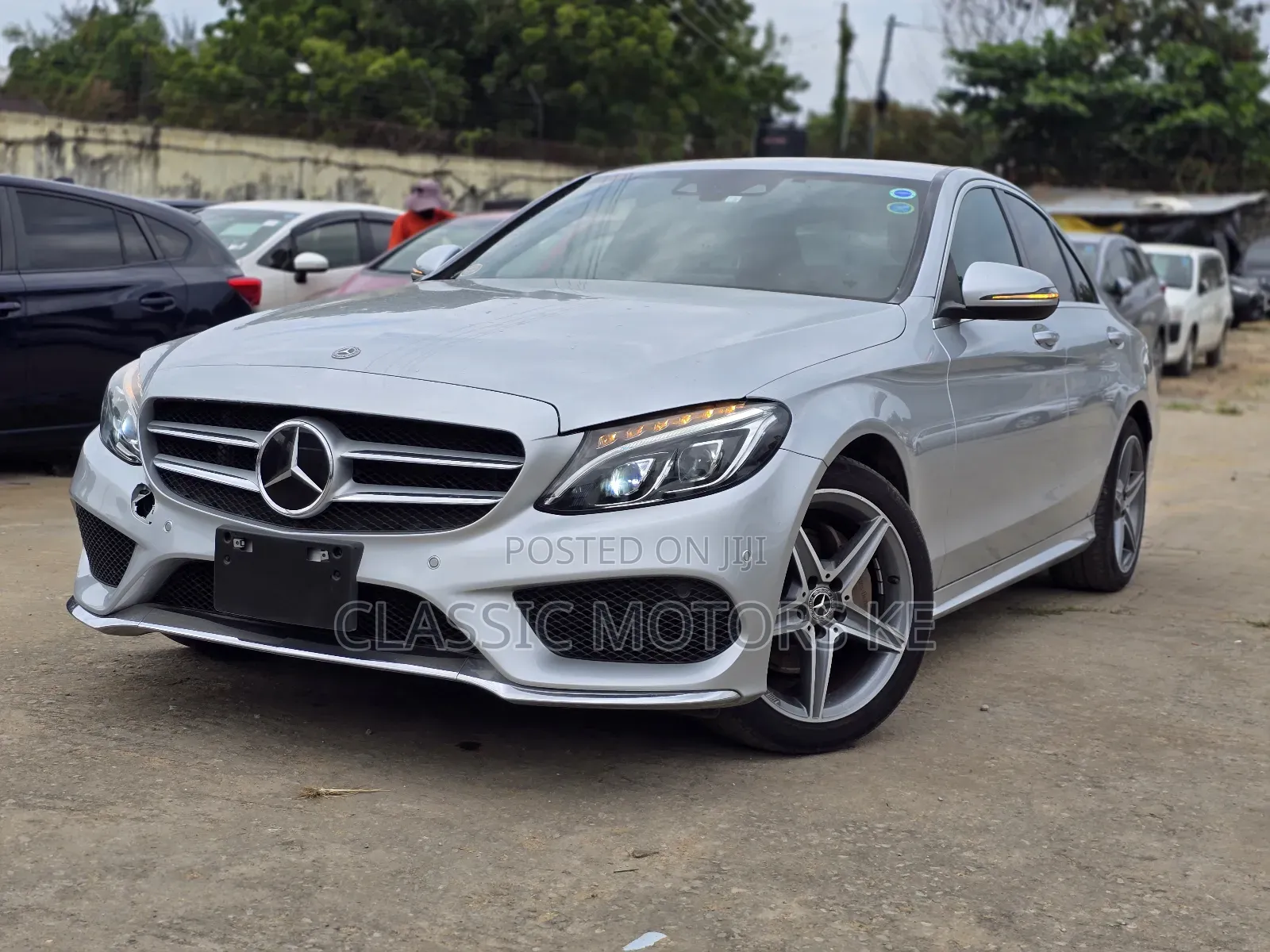 Mercedes-Benz C200 2018 Silver