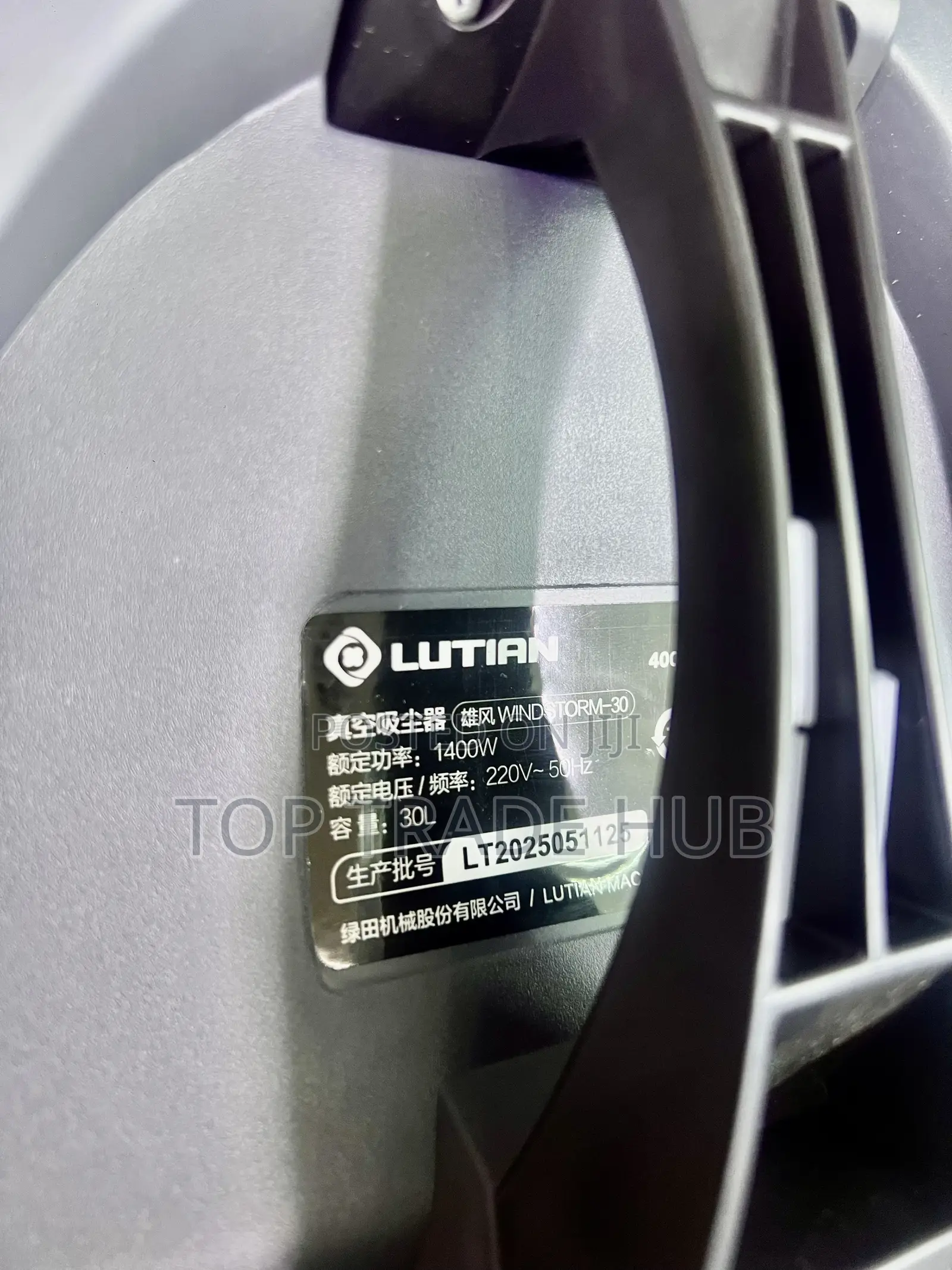 Durable Lutian Wet and Dry Vacuum Cleaner 30l 1400w