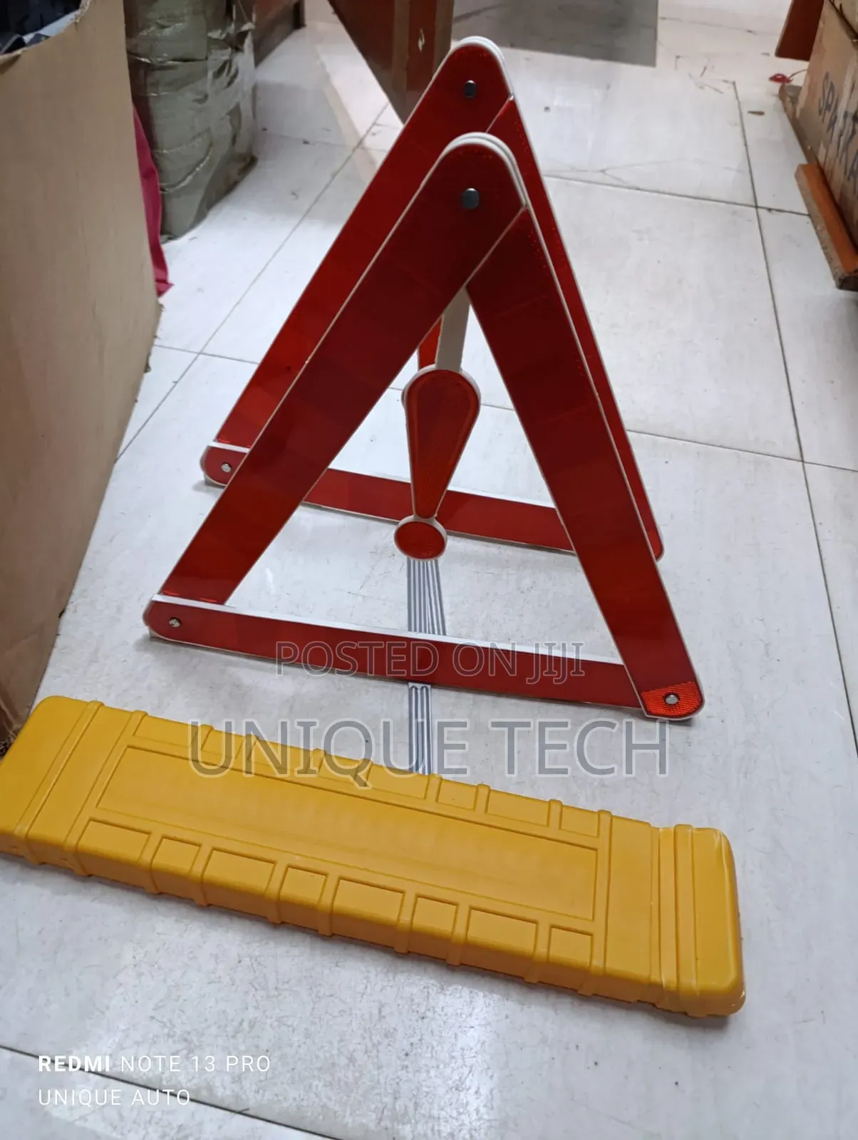 2pcs Foldable Emergency Car Warning Triangles