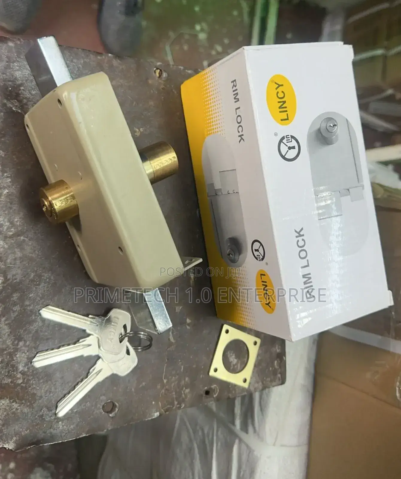 Yale Rim Lock