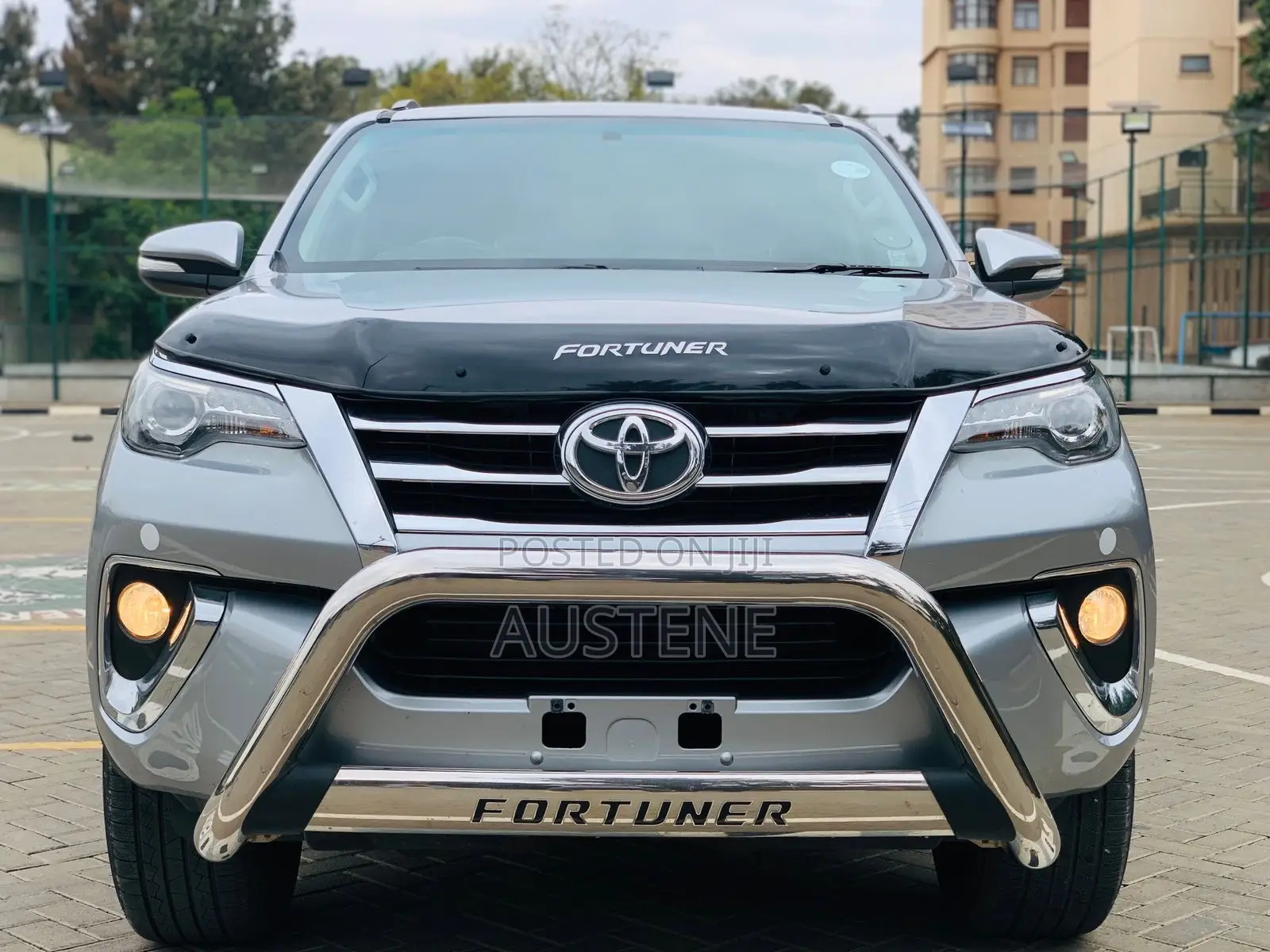 Toyota Fortuner 2.8 D AWD 2018 Silver
