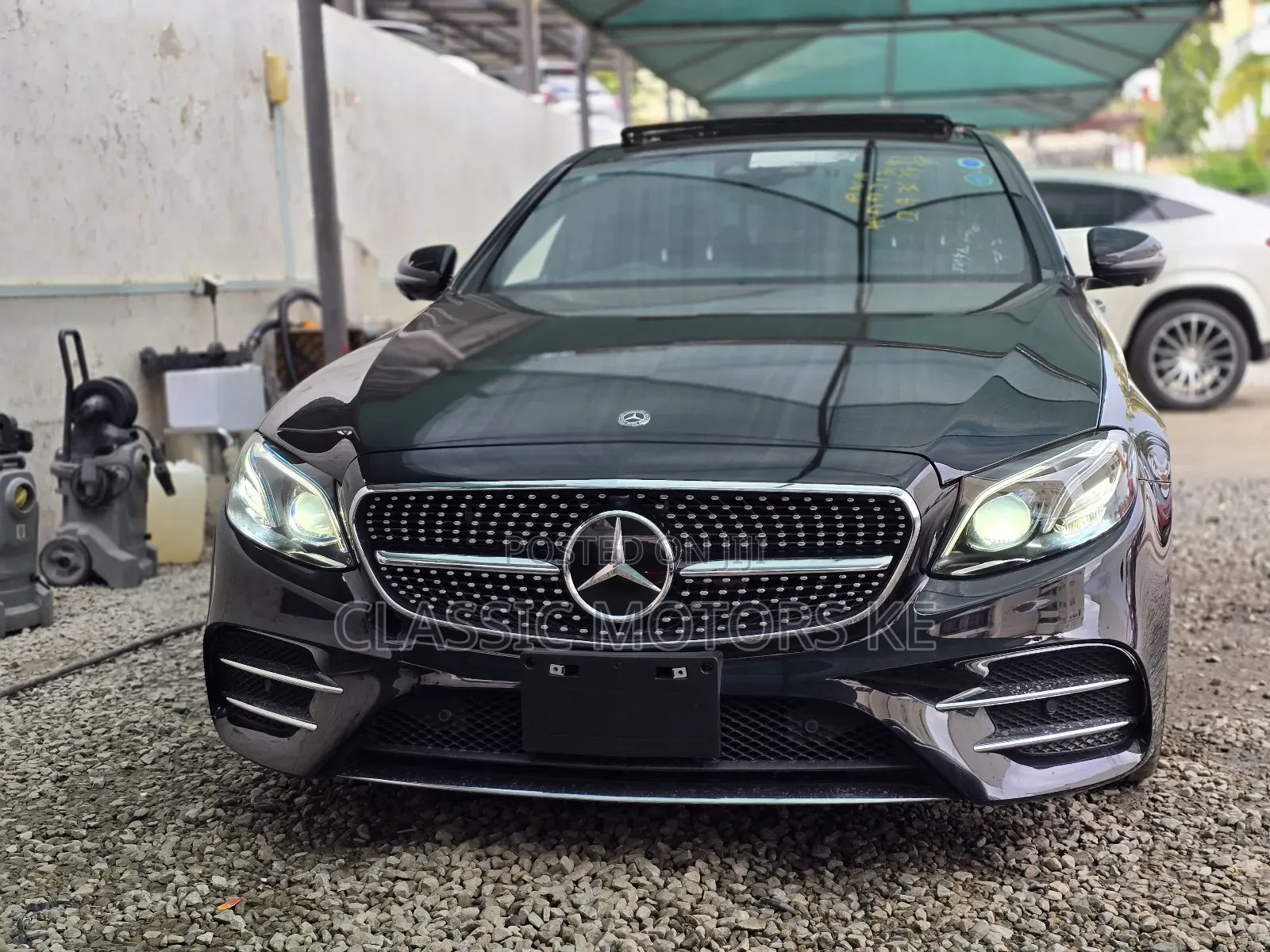 Mercedes-Benz E300 2019 Black