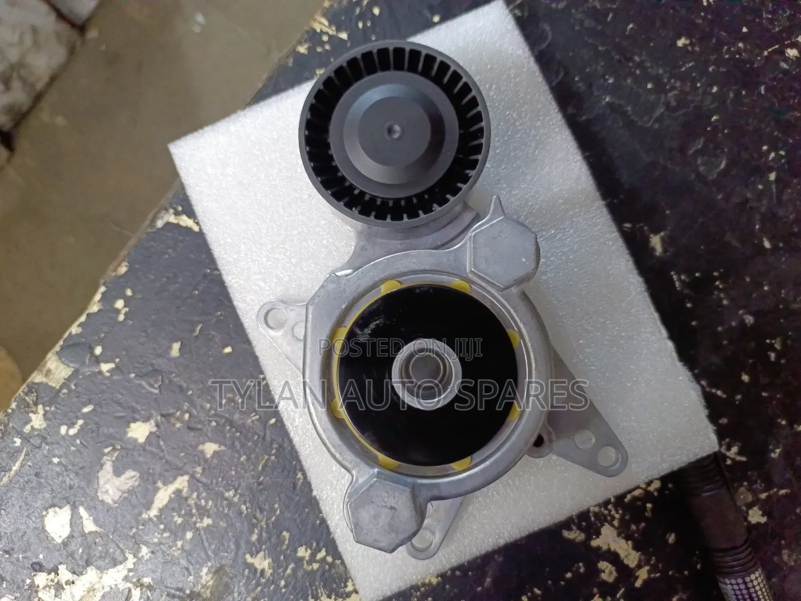 Fanbelt Tensioner 2ad Rav4/Avensis