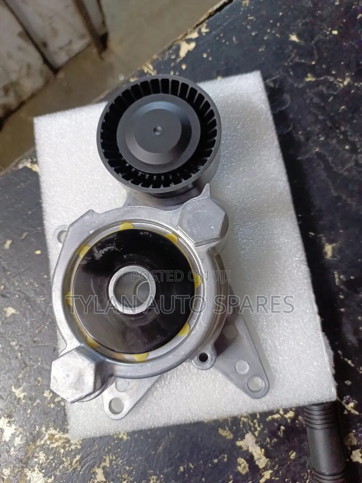 Fanbelt Tensioner 2ad Rav4/Avensis