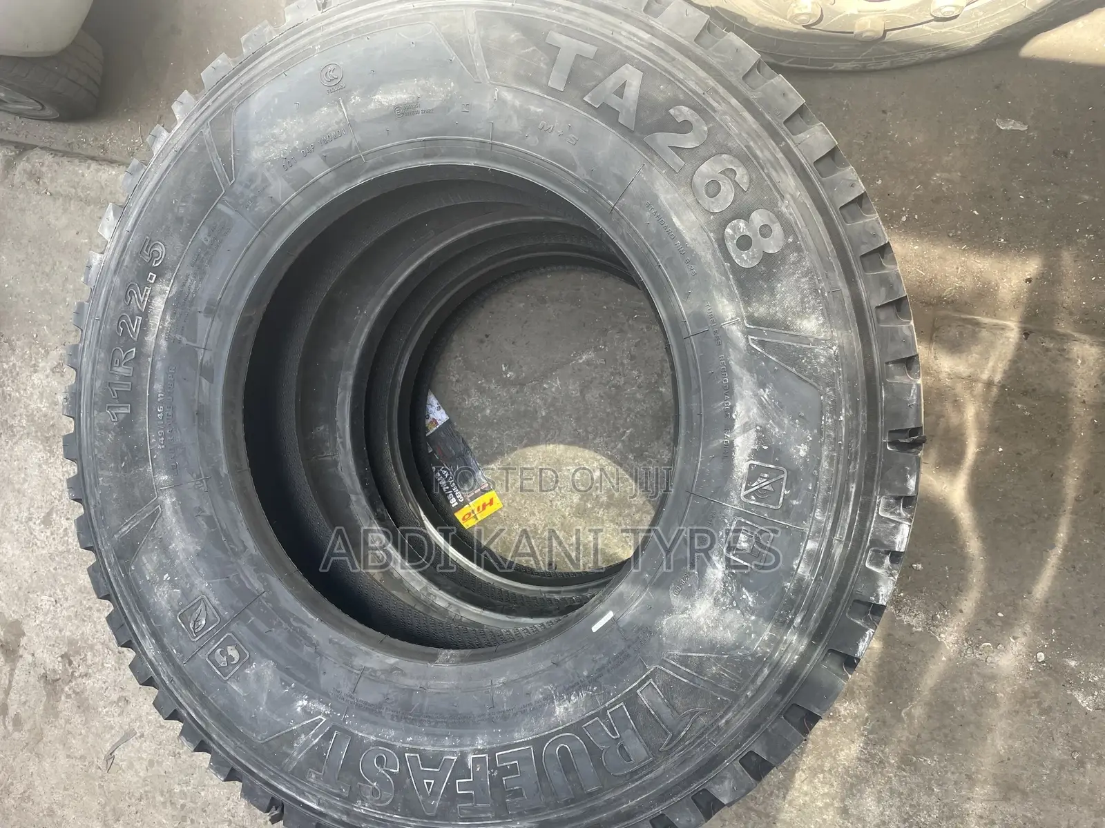 11r22.5 Truefast
