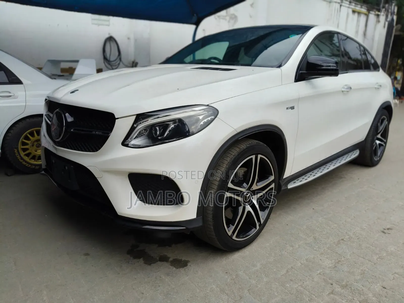 Mercedes-Benz GLE-Class AMG GLE 43 4MATIC 2019 White
