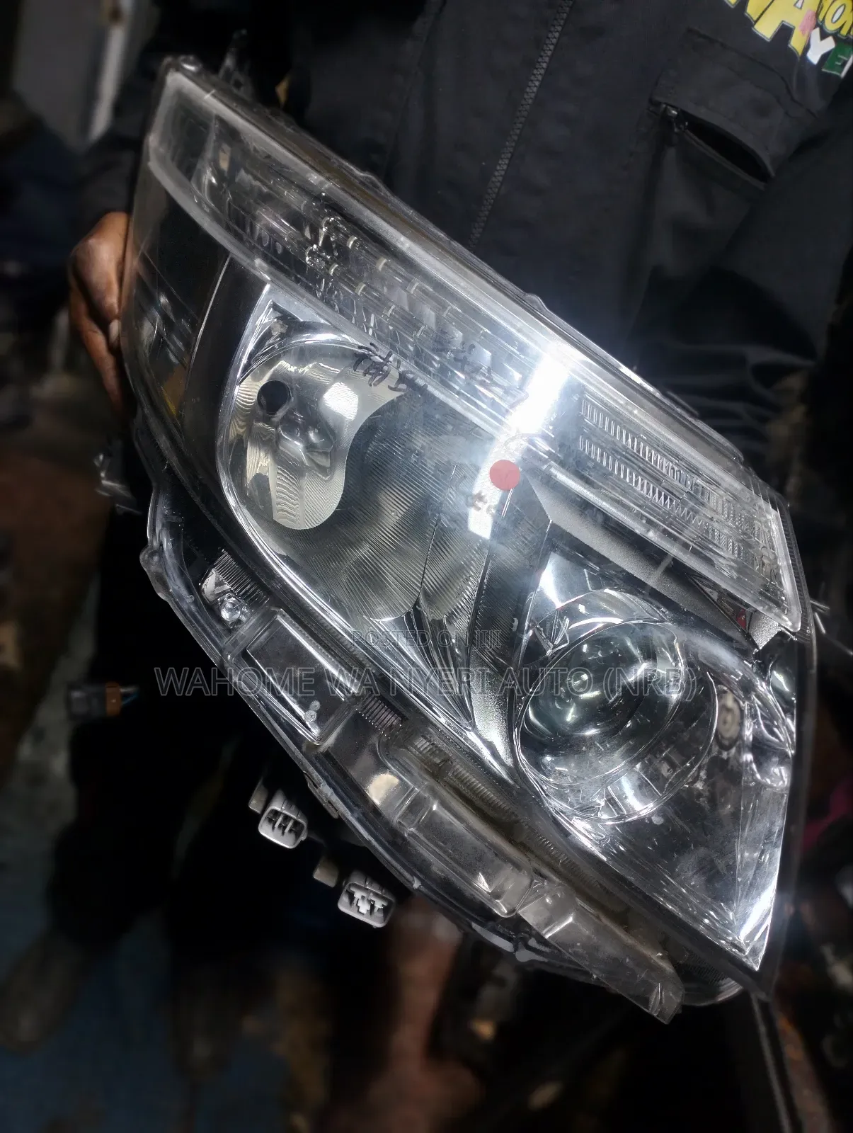 Headlamp Voxy New Model