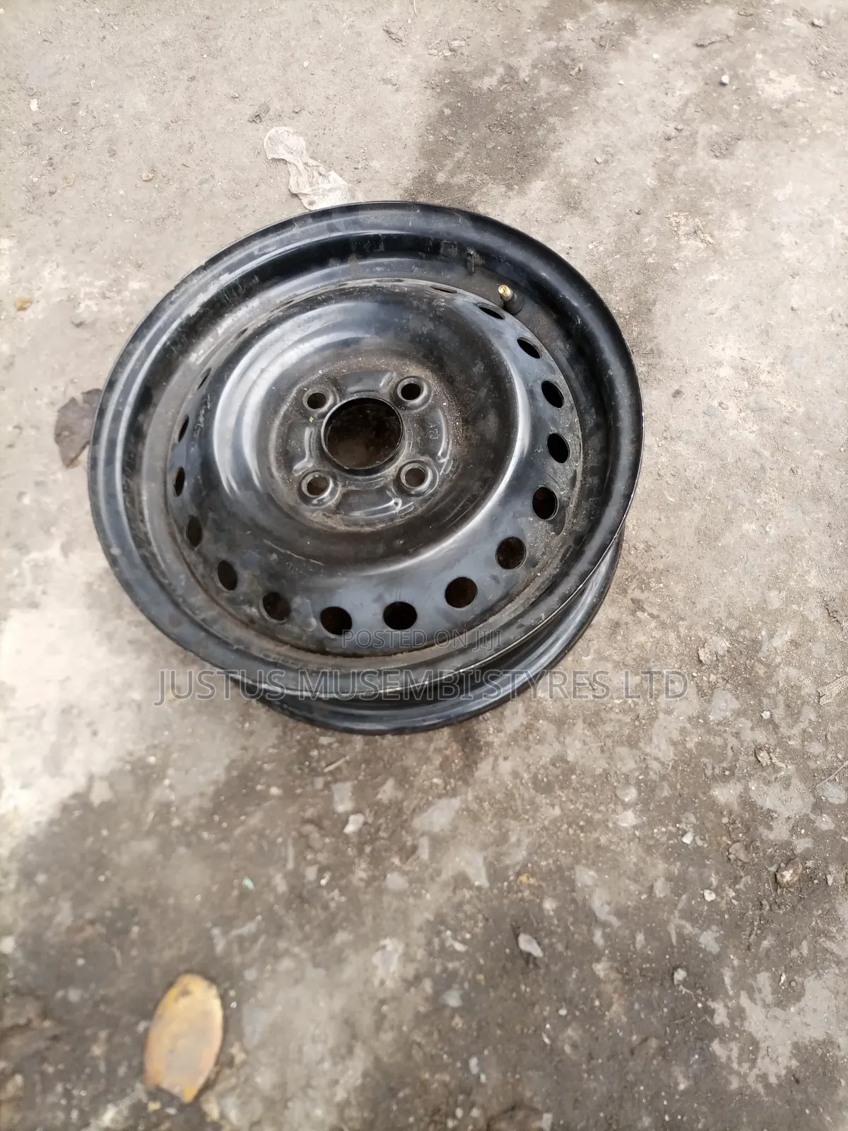 Suzuki Alto Metallic Rims Size 14