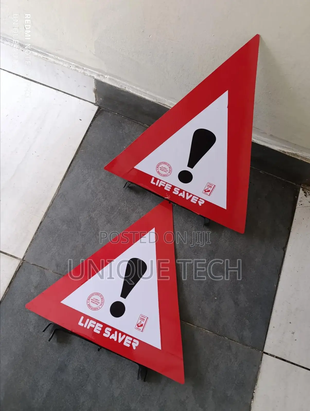2pcs Metallic Car Emergency Reflector Triangles